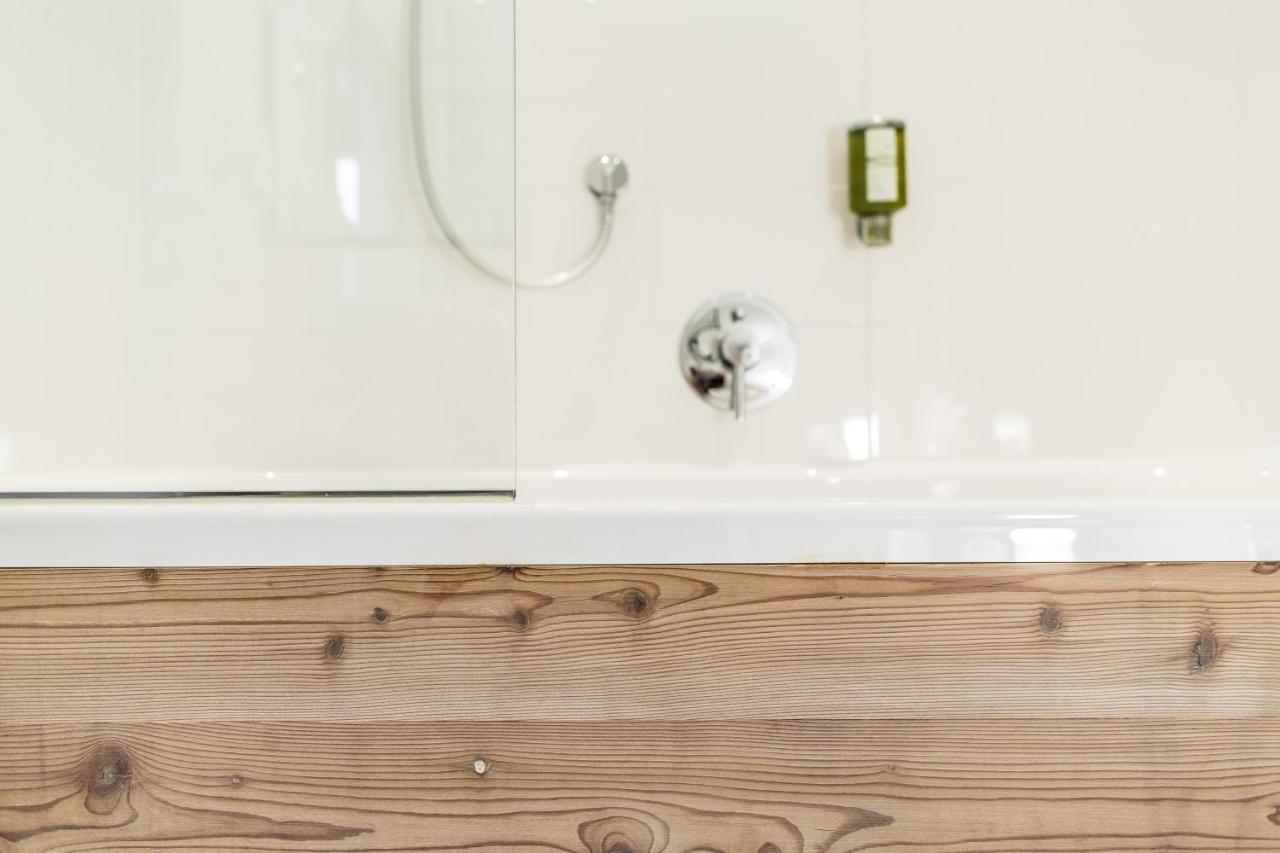 Two Connecting Double Rooms