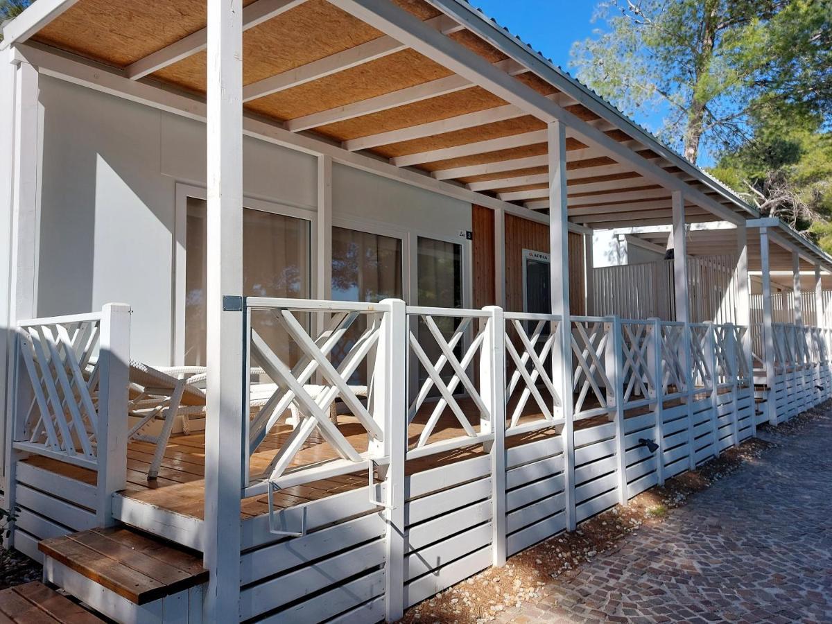 Luxury Two-Bedroom Mobile Home with Terrace and Sea View