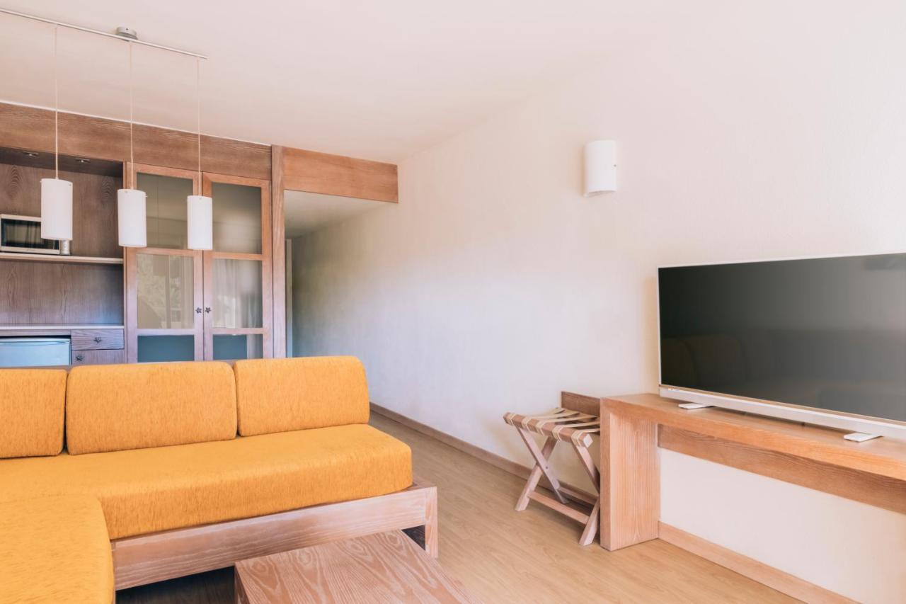 Chambre Familiale - Vue Latérale sur Mer