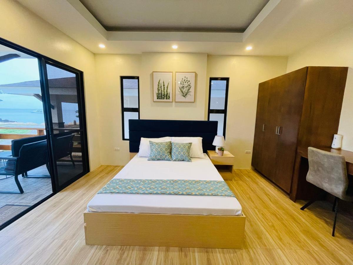 Deluxe Double or Twin Room Pool View