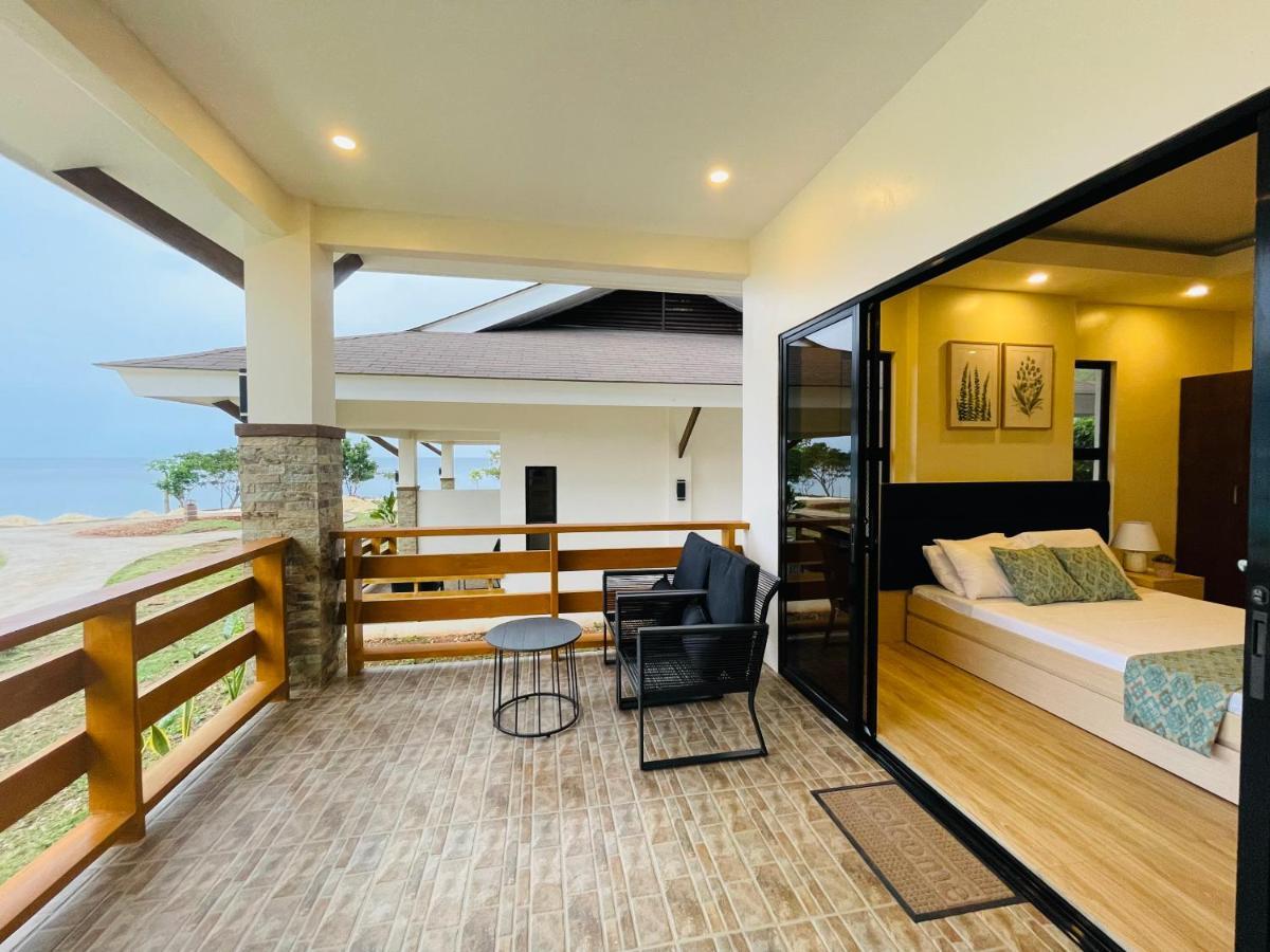 Deluxe Double or Twin Room Pool View