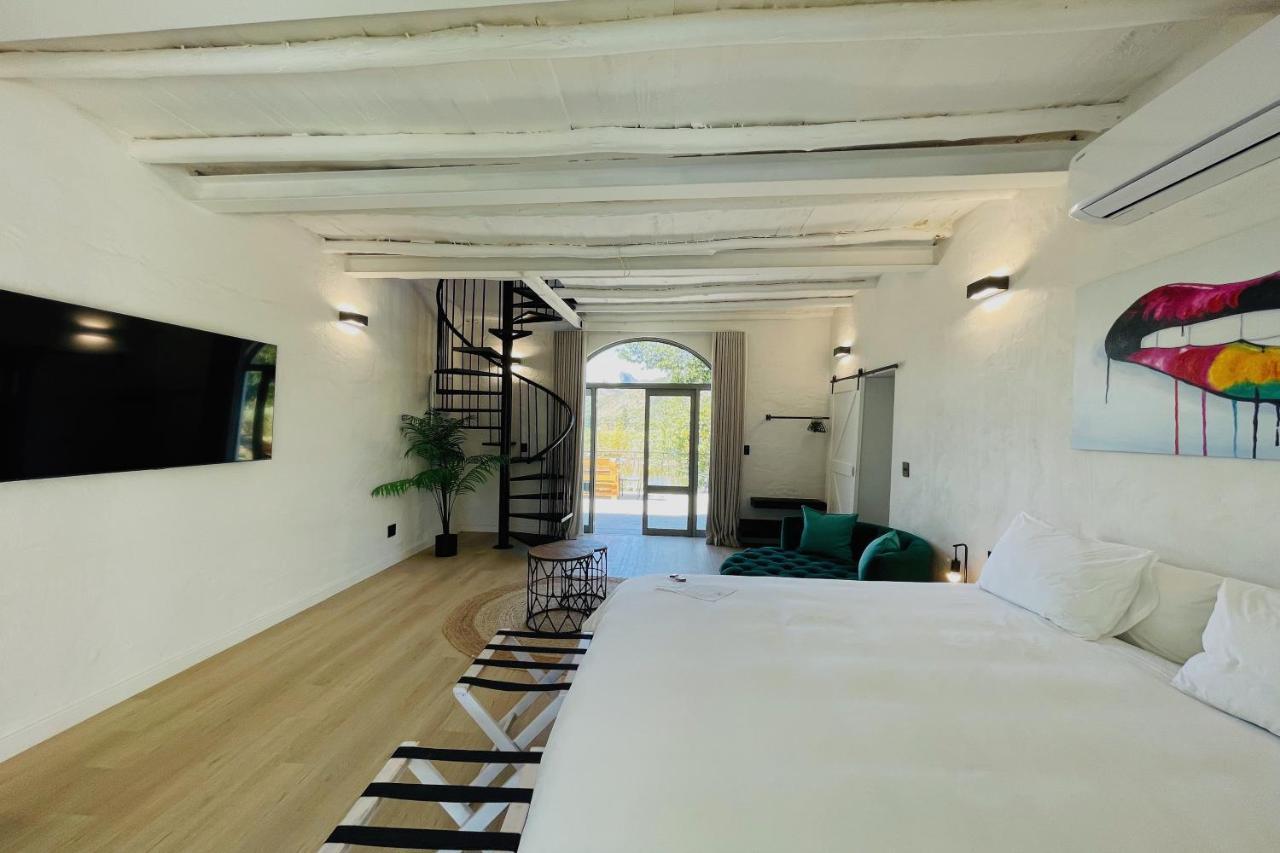 Two Bedroom Family Suite wood-fired Hot Tub