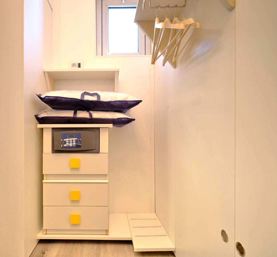 Large Twin Room