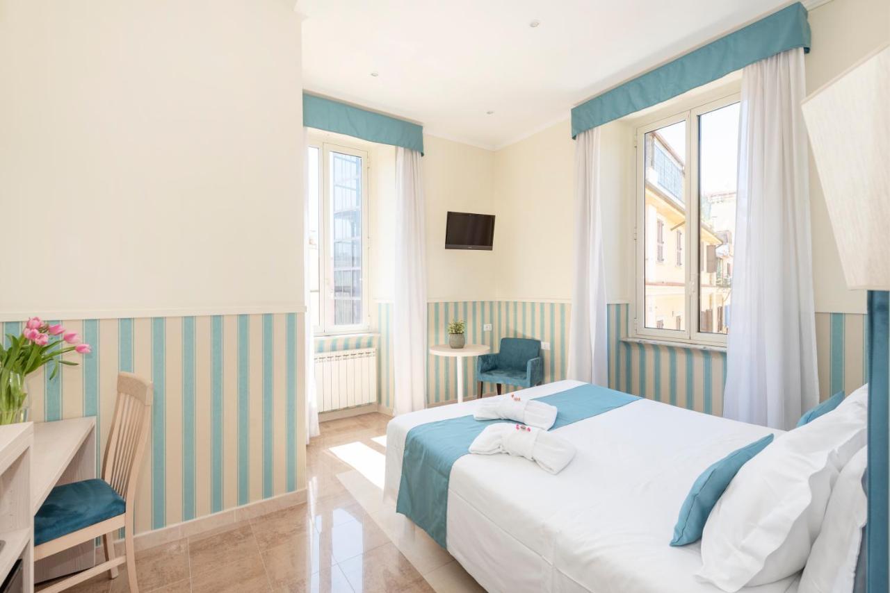 Quarto Deluxe com Cama de Casal ou 2 de Solteiro