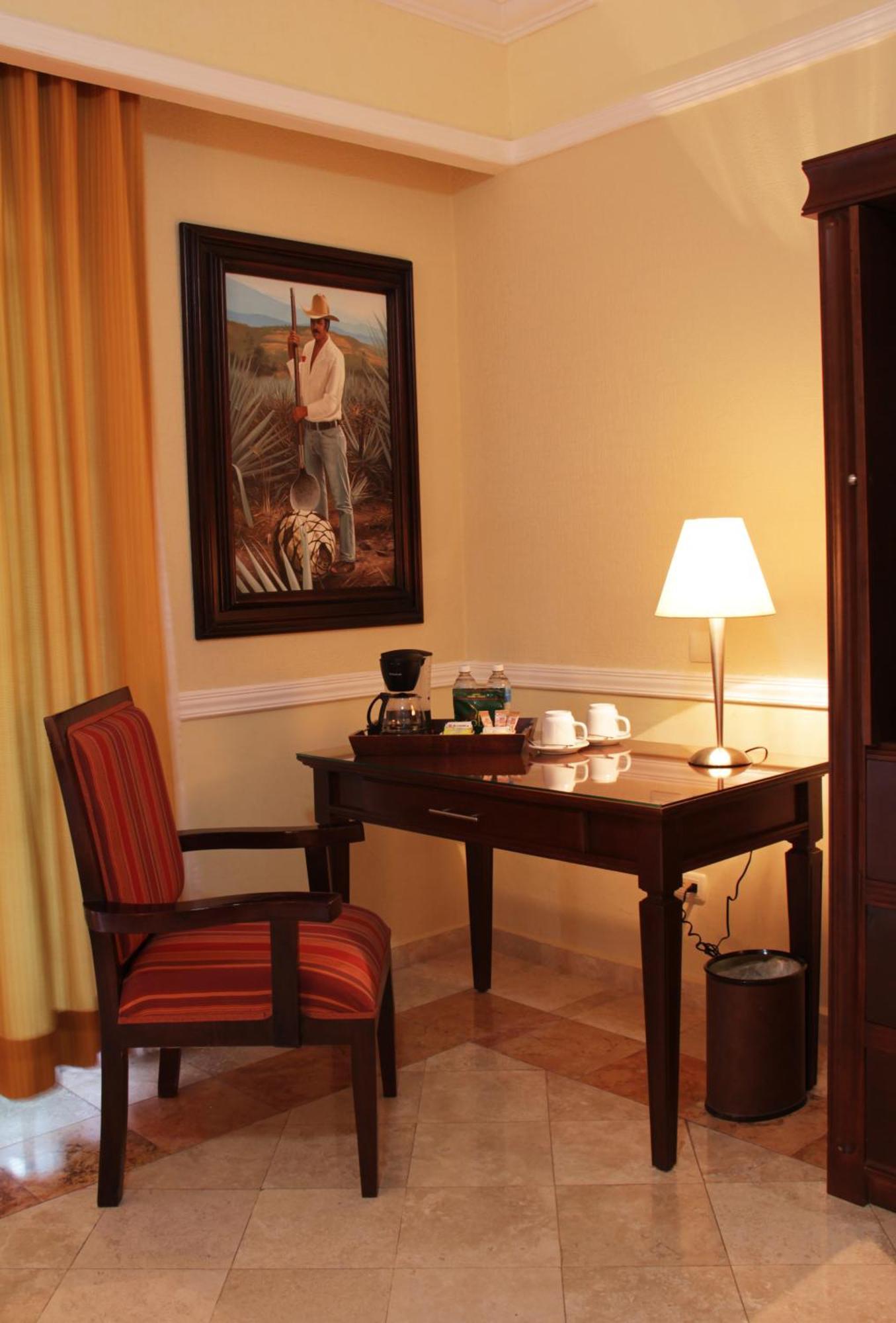 Quarto com Cama Queen-size