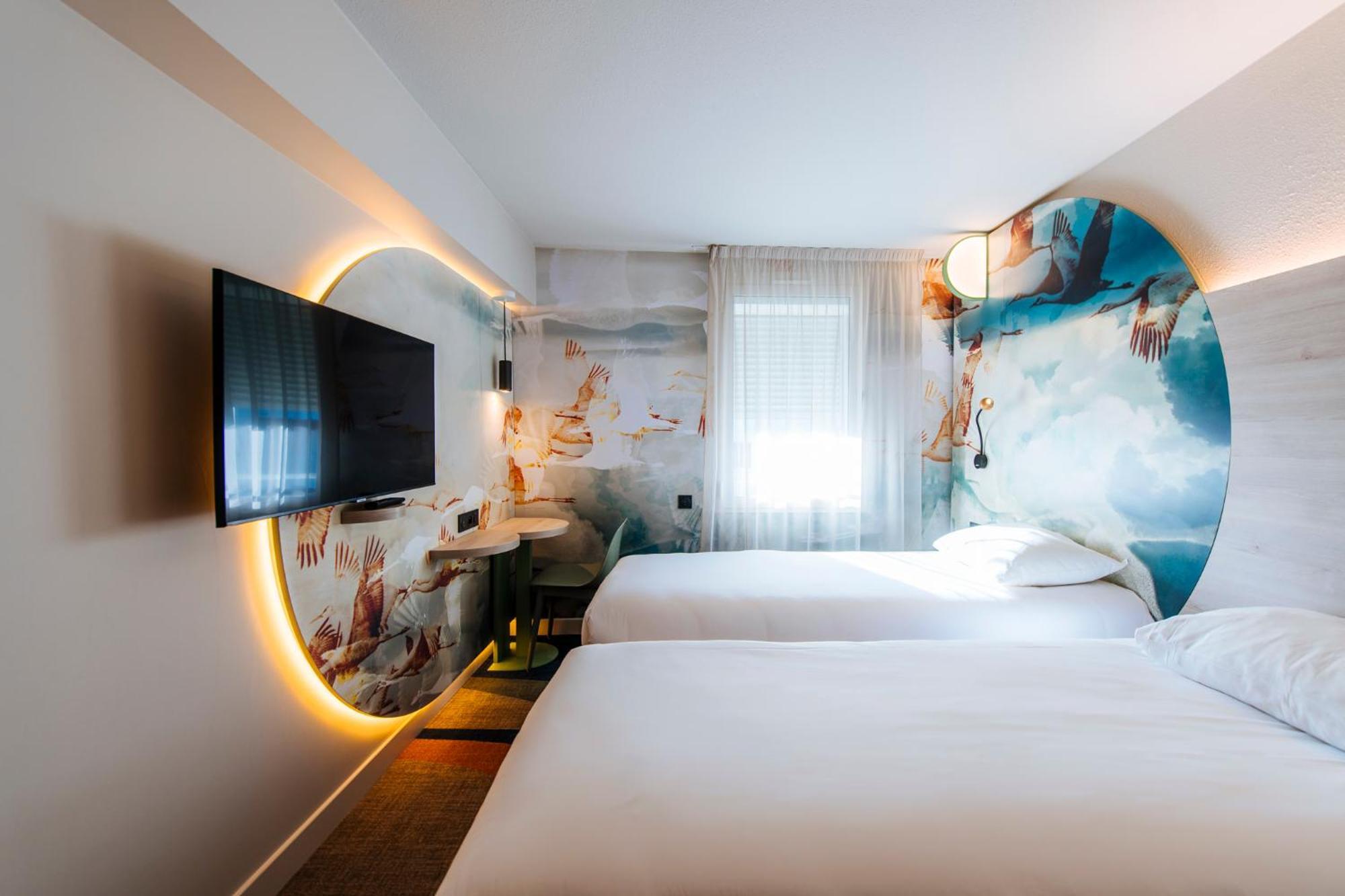 Standard Two Single Bed