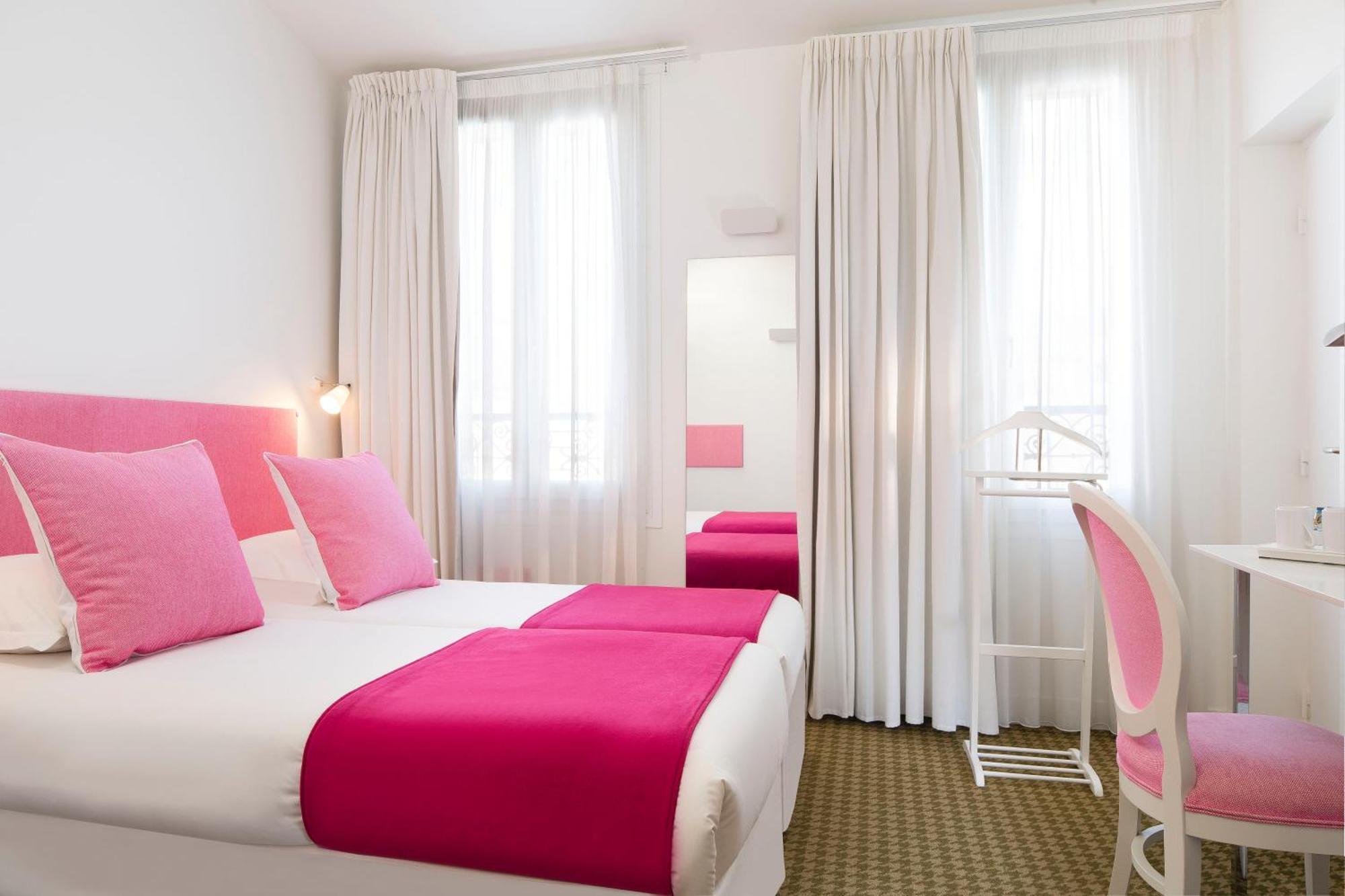Superior Twin Room,1436855350:JPEG