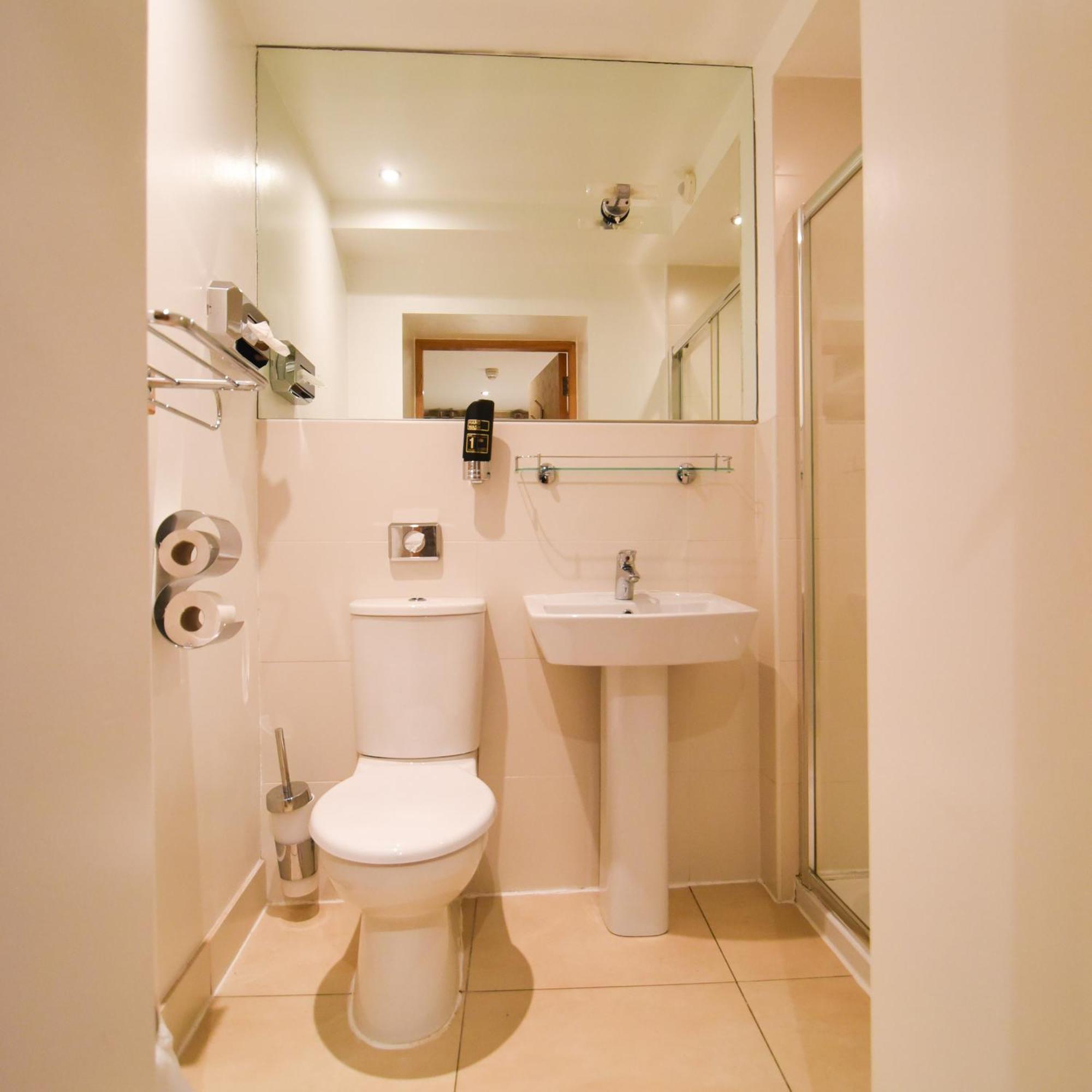 Premium Zweibettzimmer mit Balkon und Meerblick
