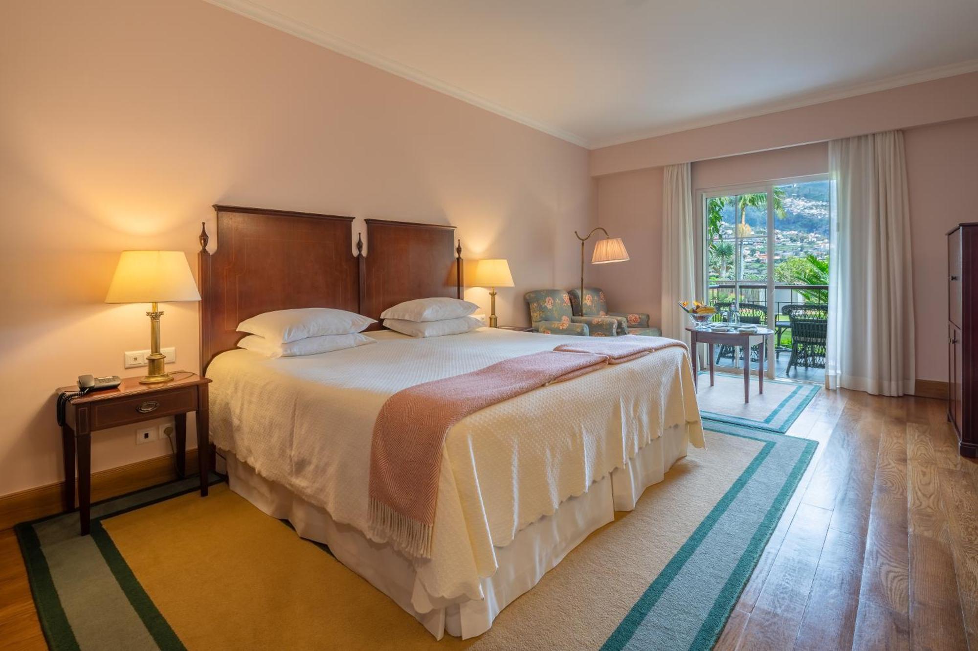 Deluxe Garden Room