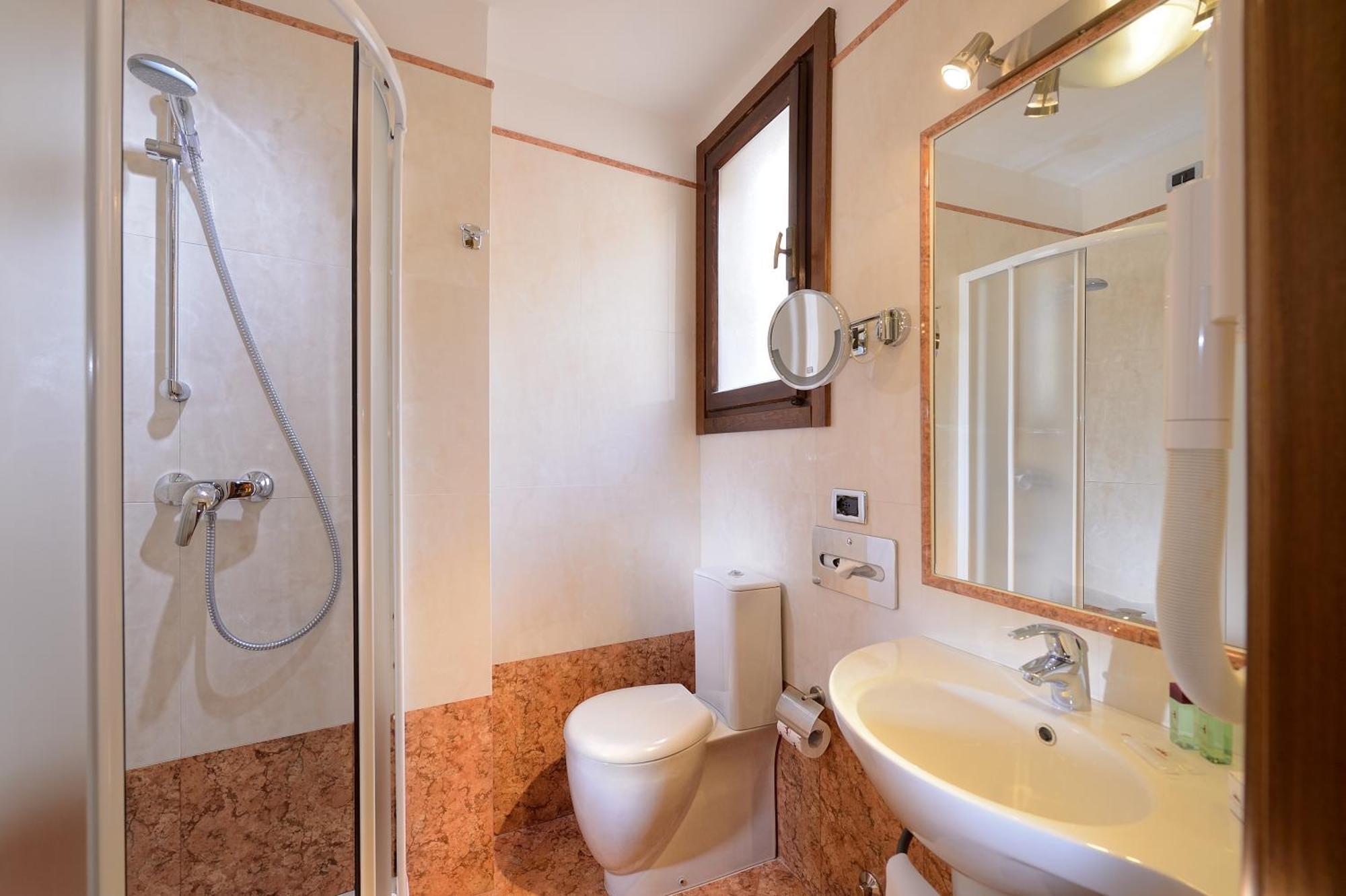 Classic Double or Twin Room
