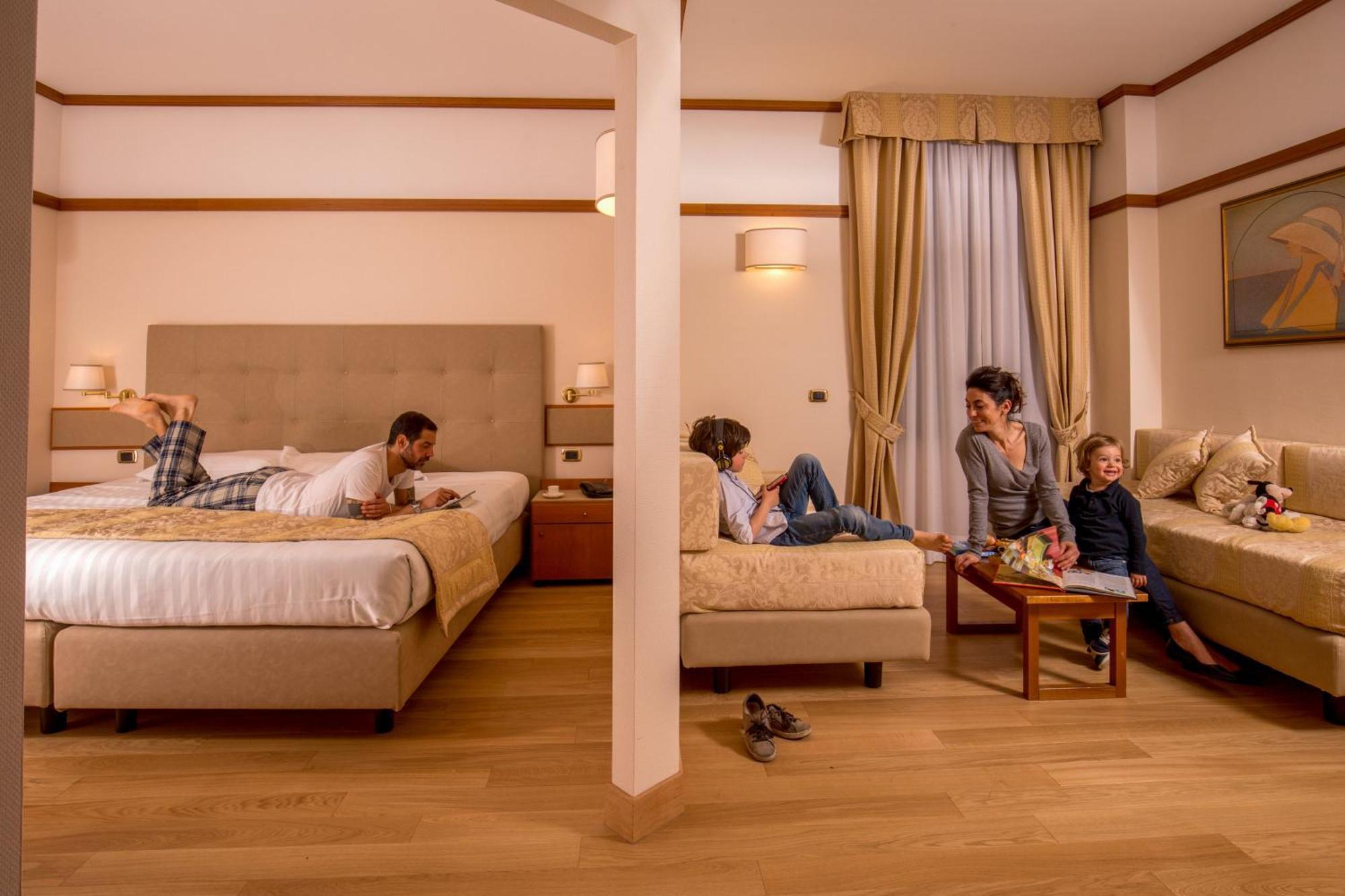 Habitación Familiar (2 adultos y 2 niños)