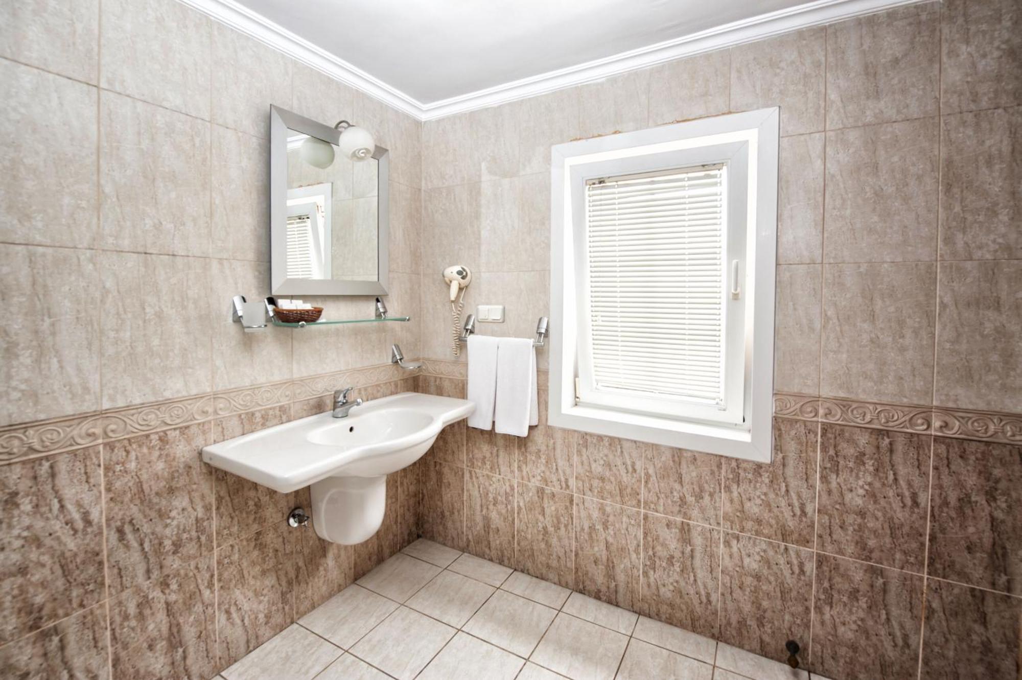 Deluxe Junior Suite