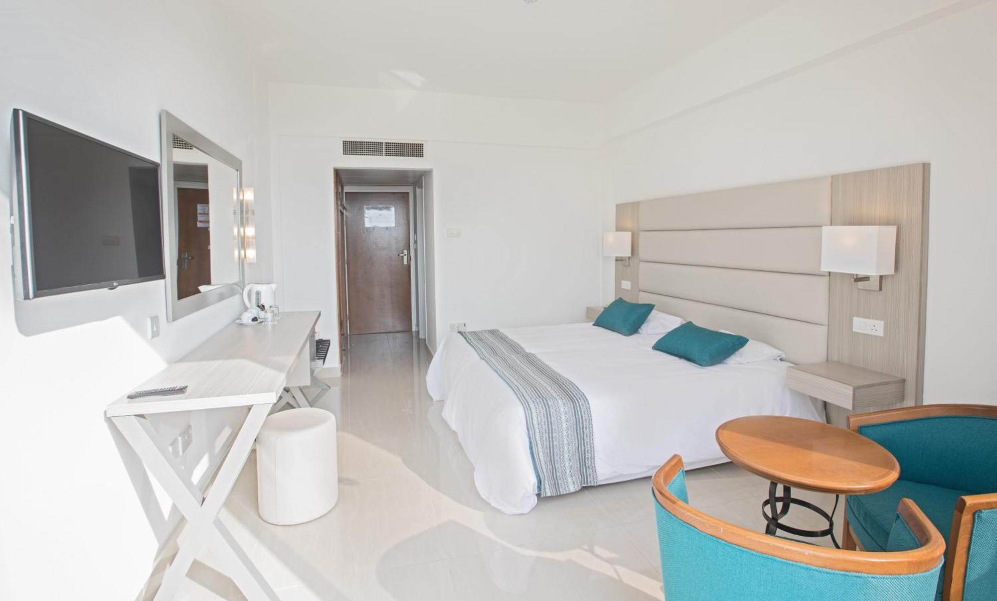 Standard Double or Twin Room Inland View