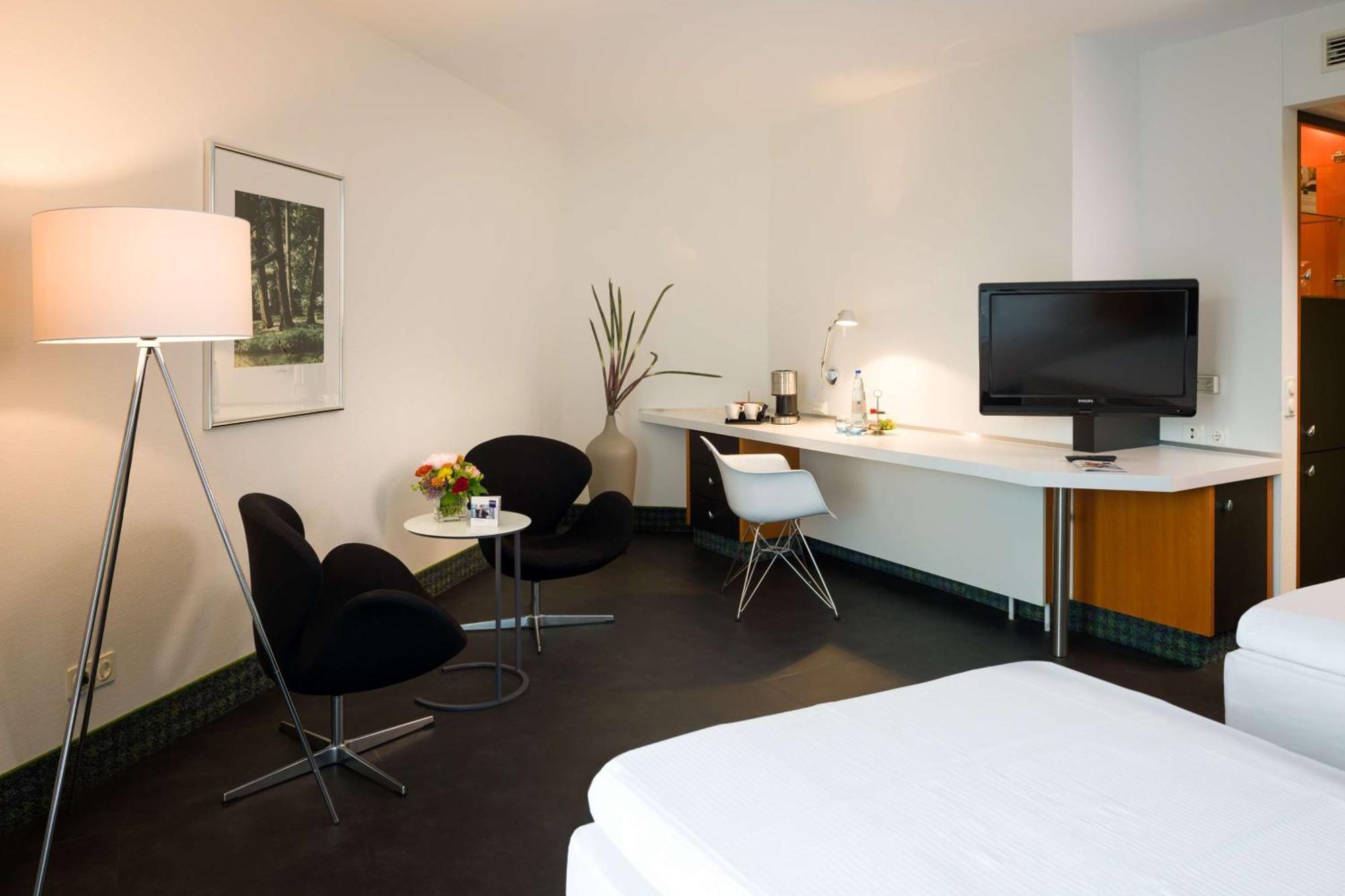 XL Room