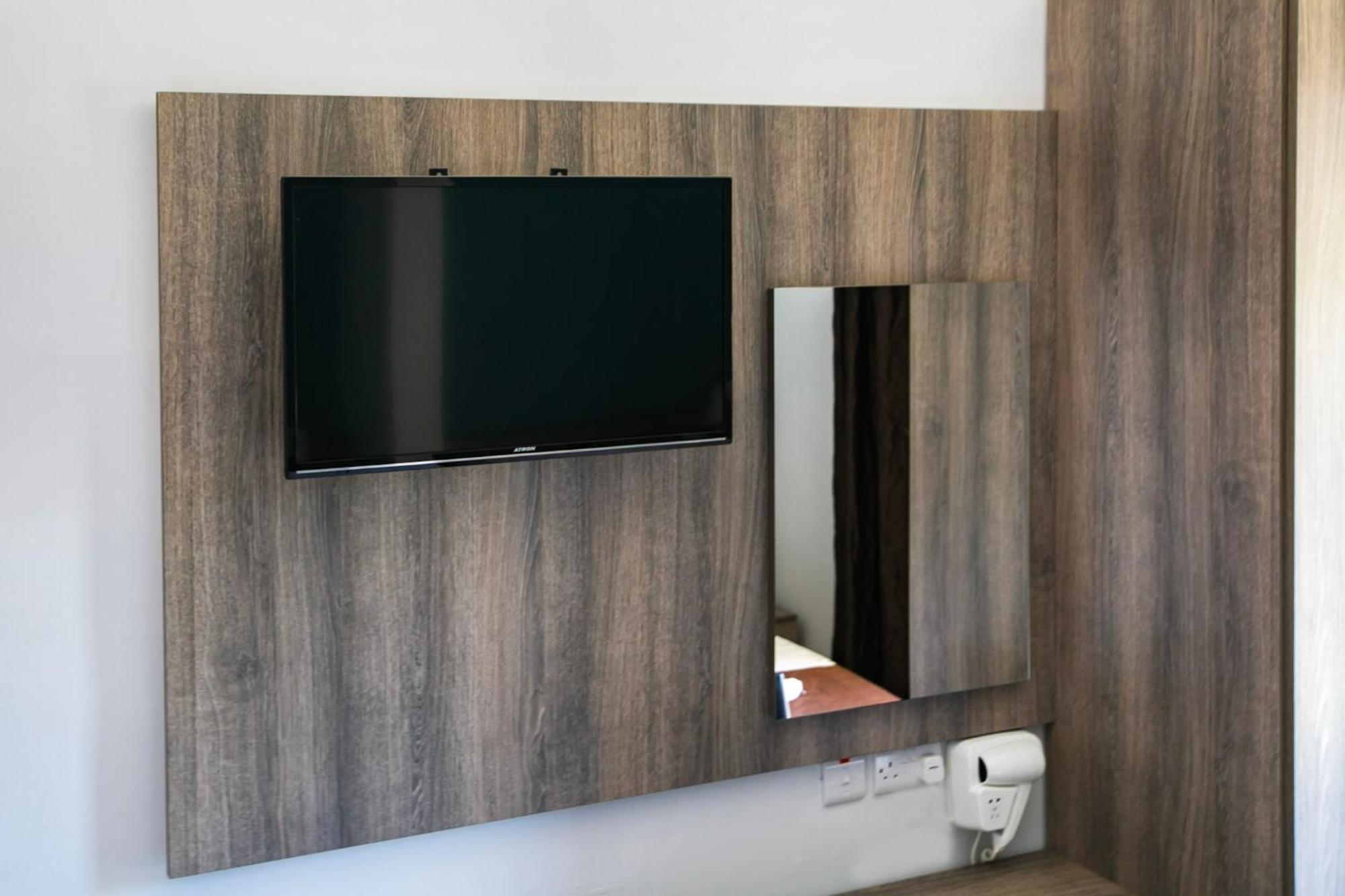 Twin Room,1276969774:JPEG