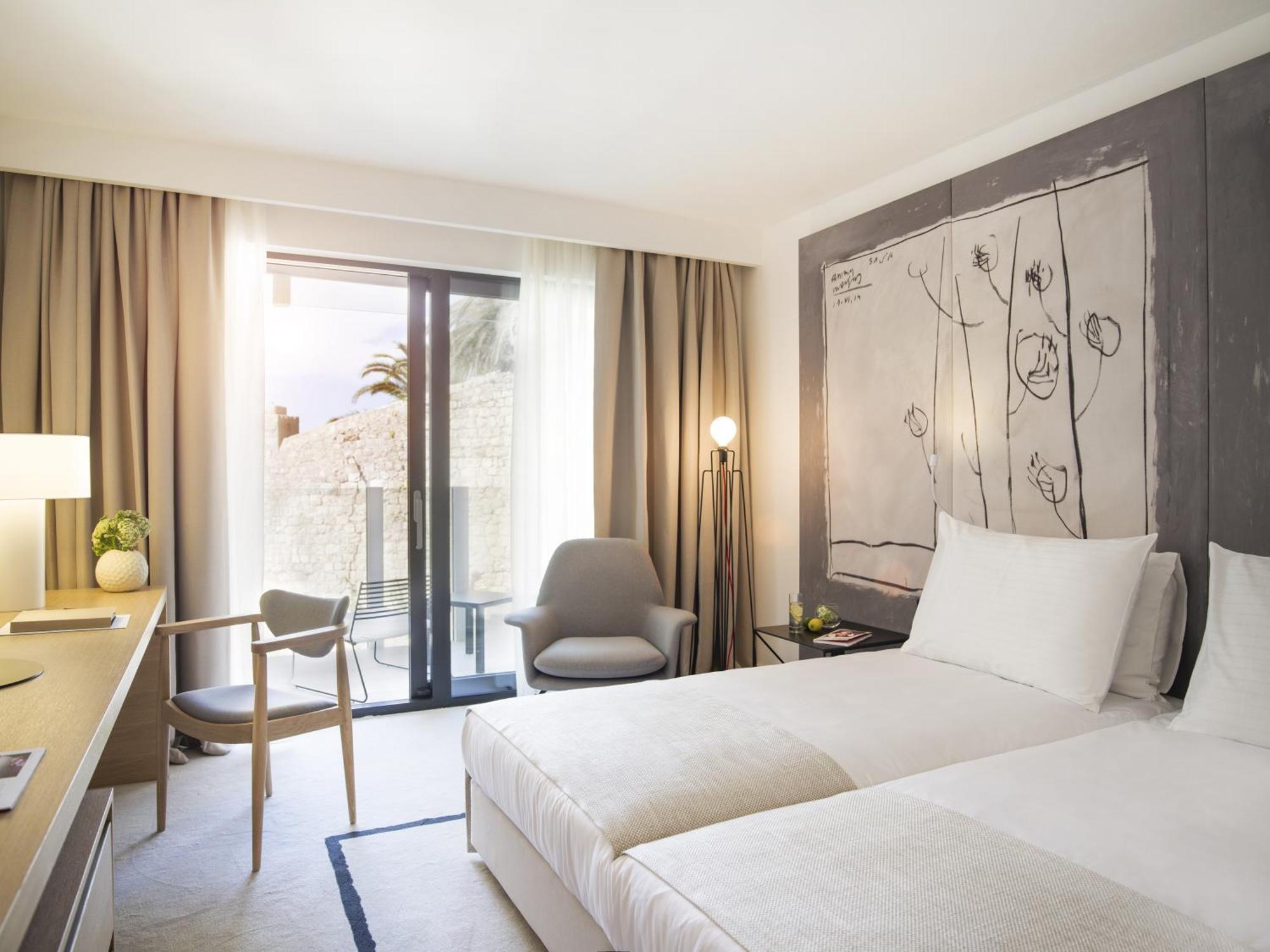 Habitación Doble Clásica con balcón
