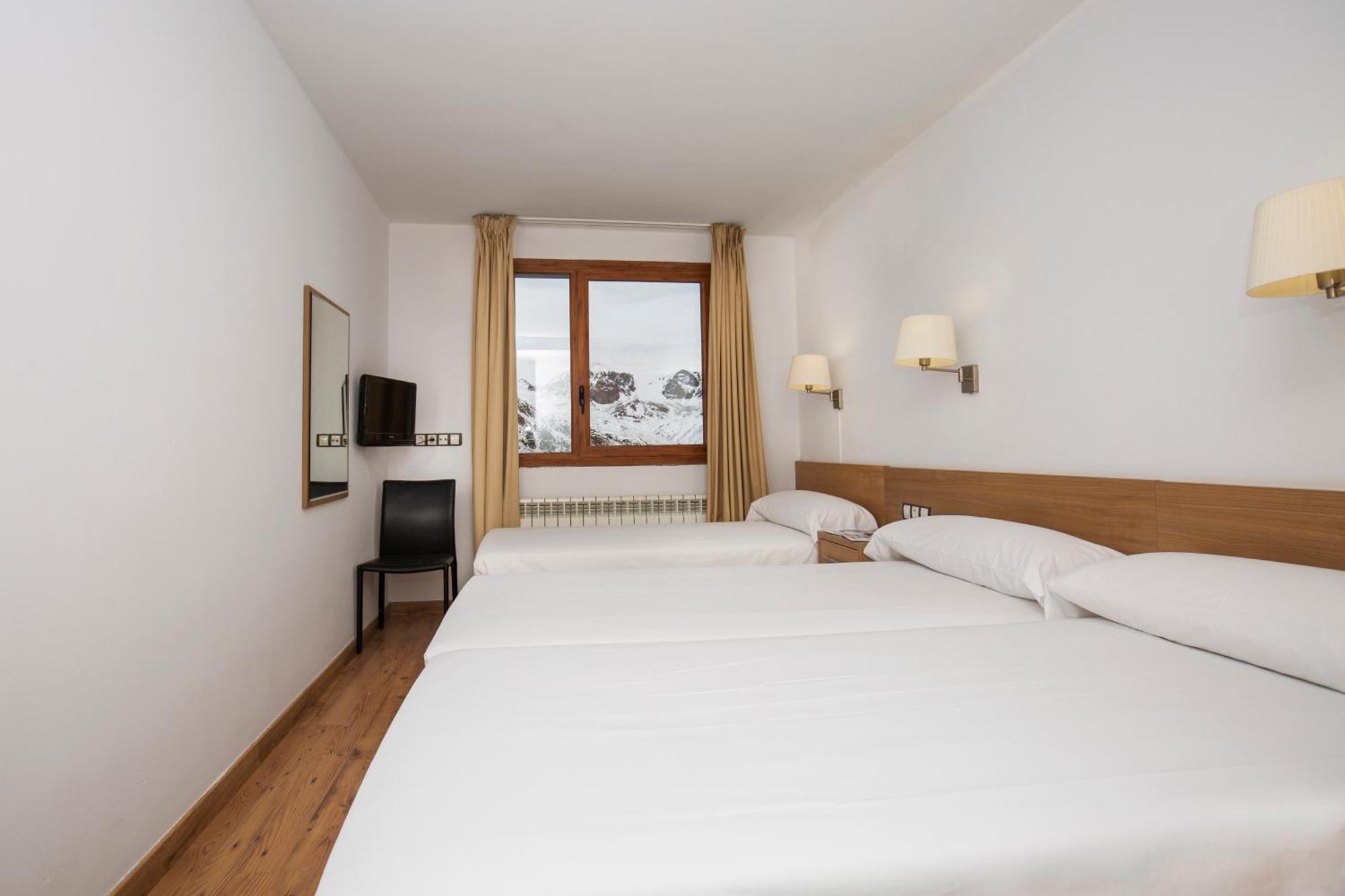 Standard Triple Room,1212429229:JPEG