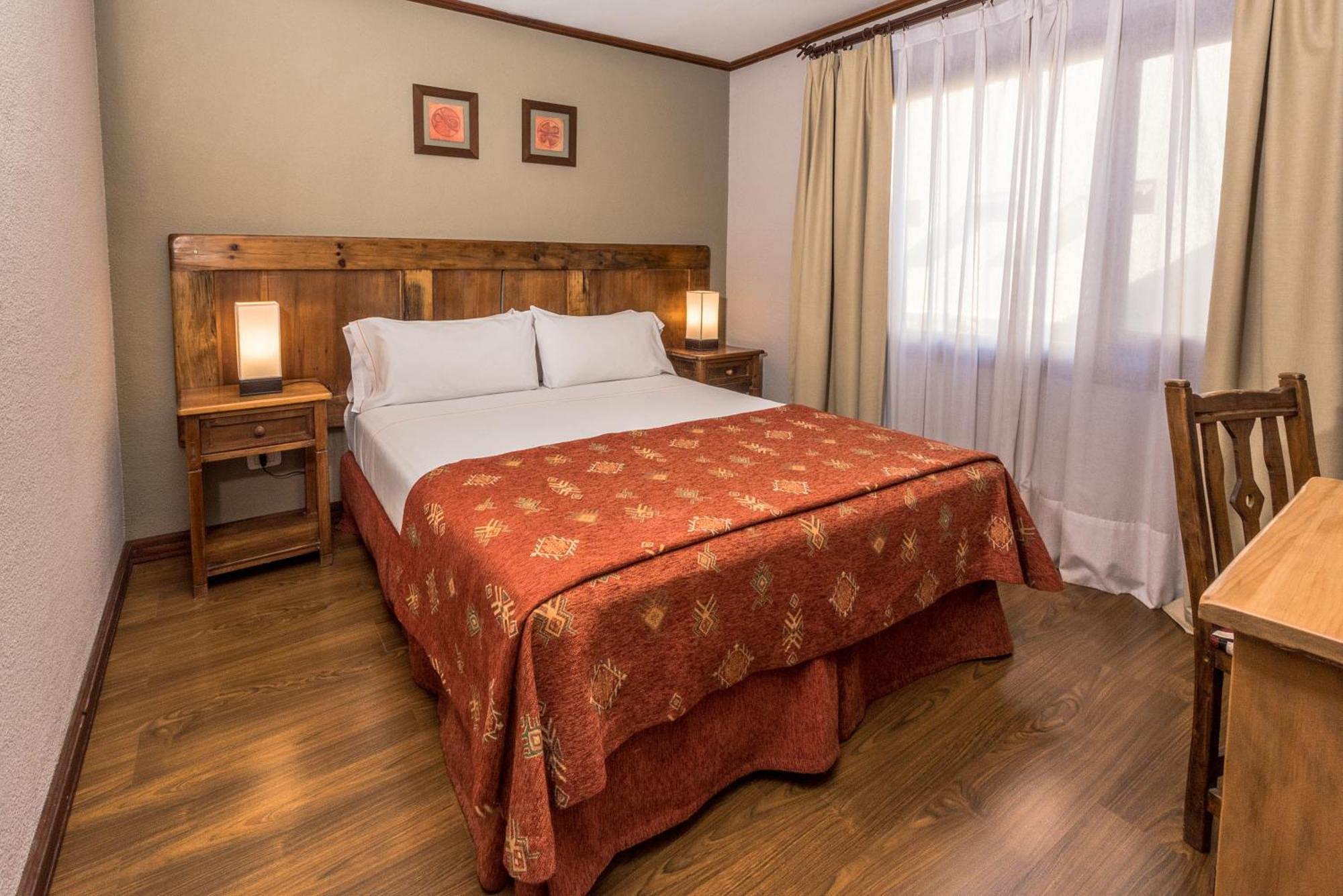 Classic Double or Twin Room,1212689251:JPEG