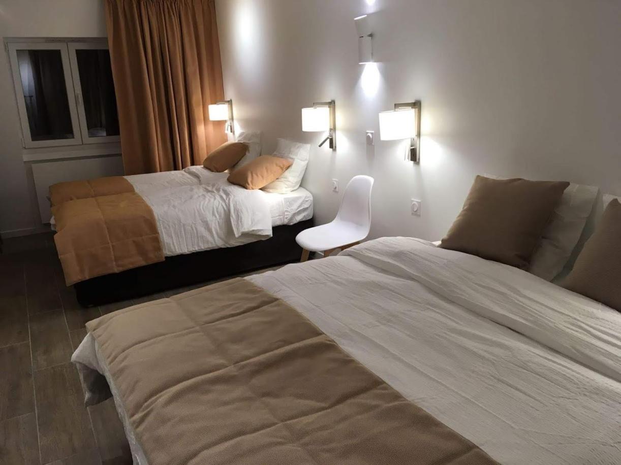 Deluxe Apartment