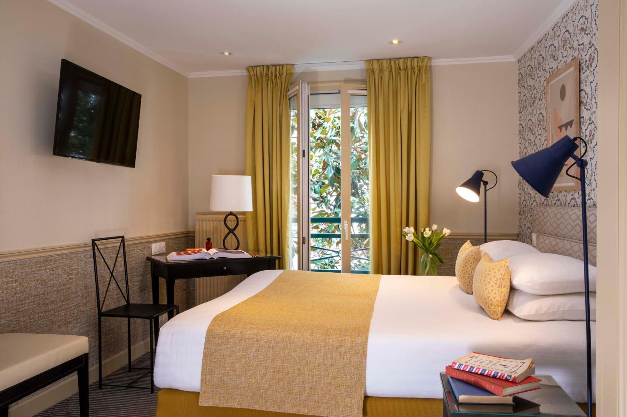 Classic Double or Twin Room