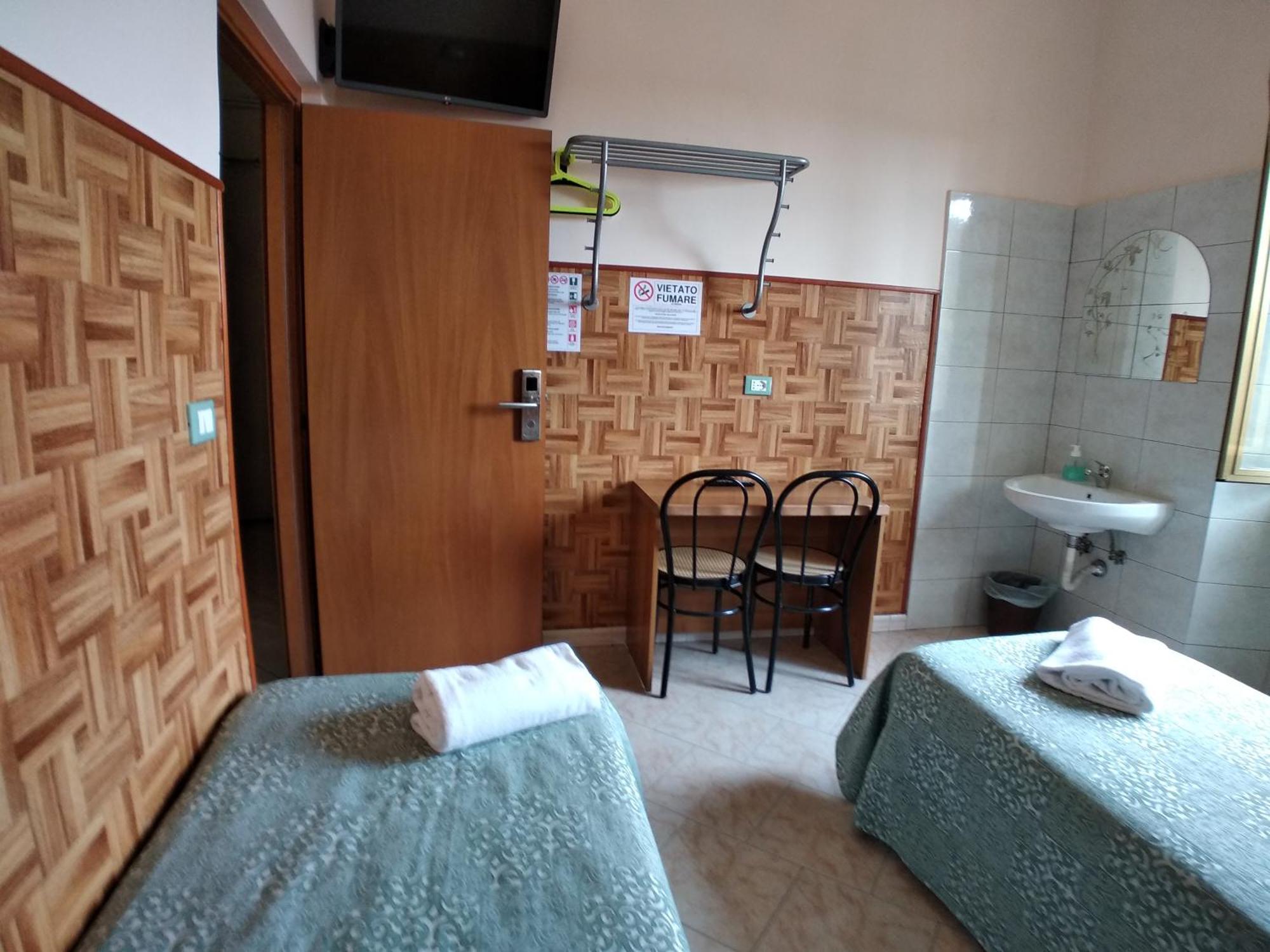 Budget Twin Room