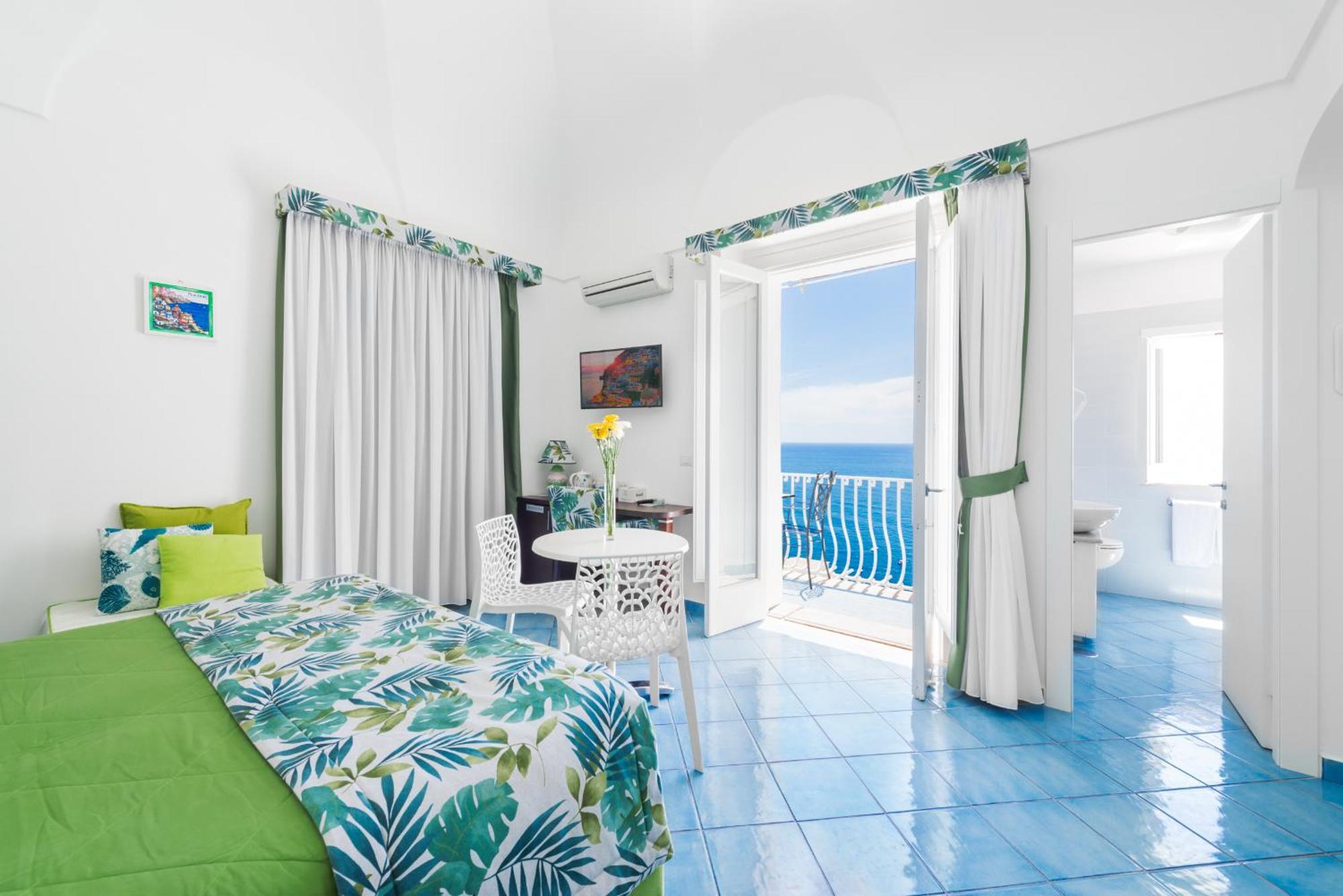Superior Double Room with Balcony and Sea View,1216140982:JPEG