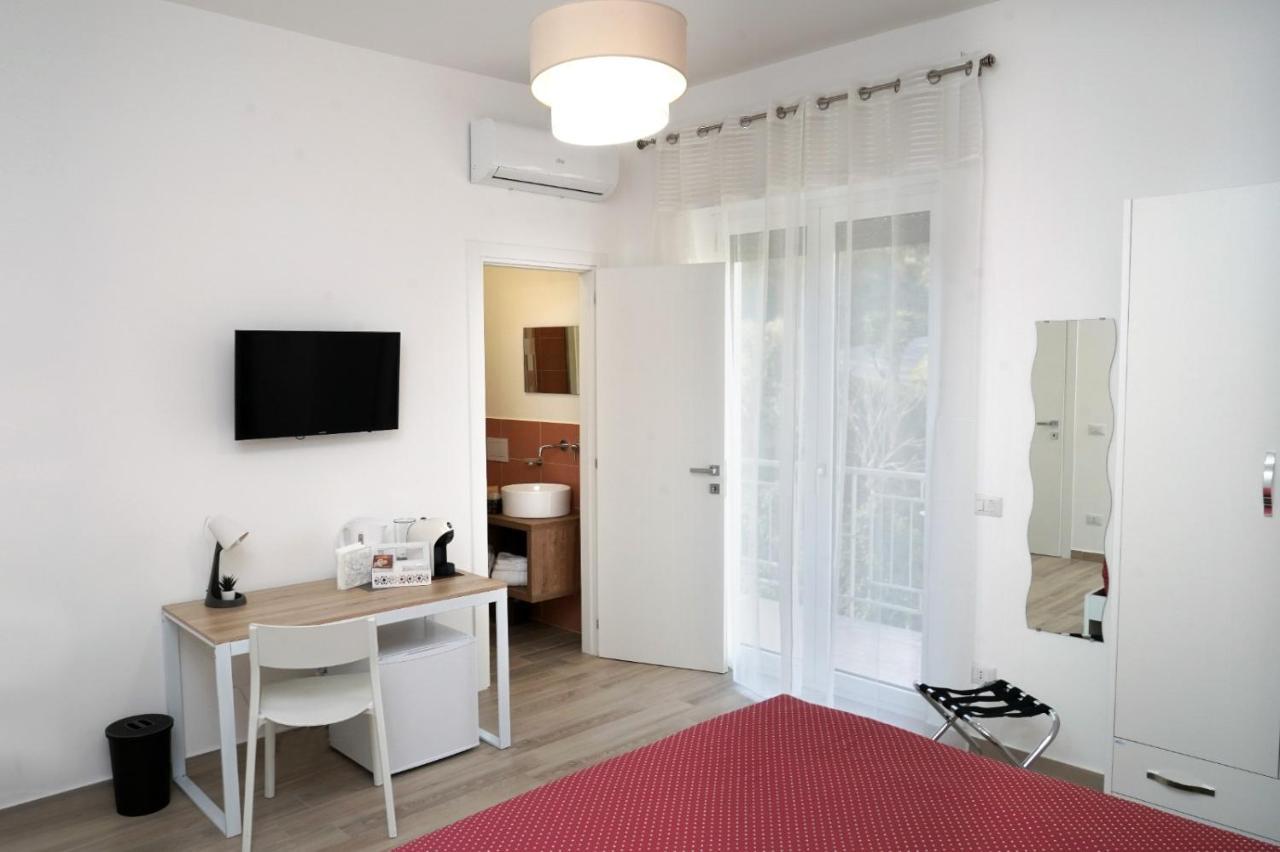 Double Room Private Bathroom