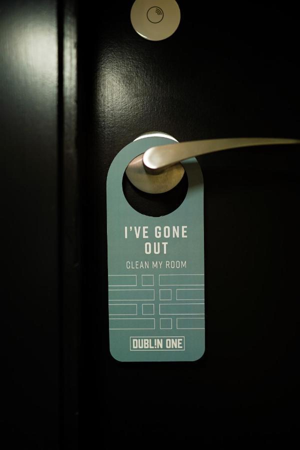 Suite,1231202963:JPEG