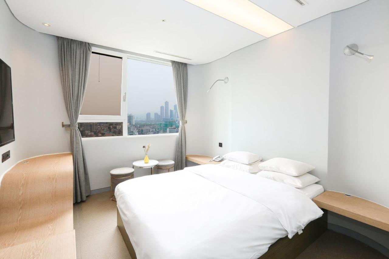 Standard Double Room,1232145911:JPEG