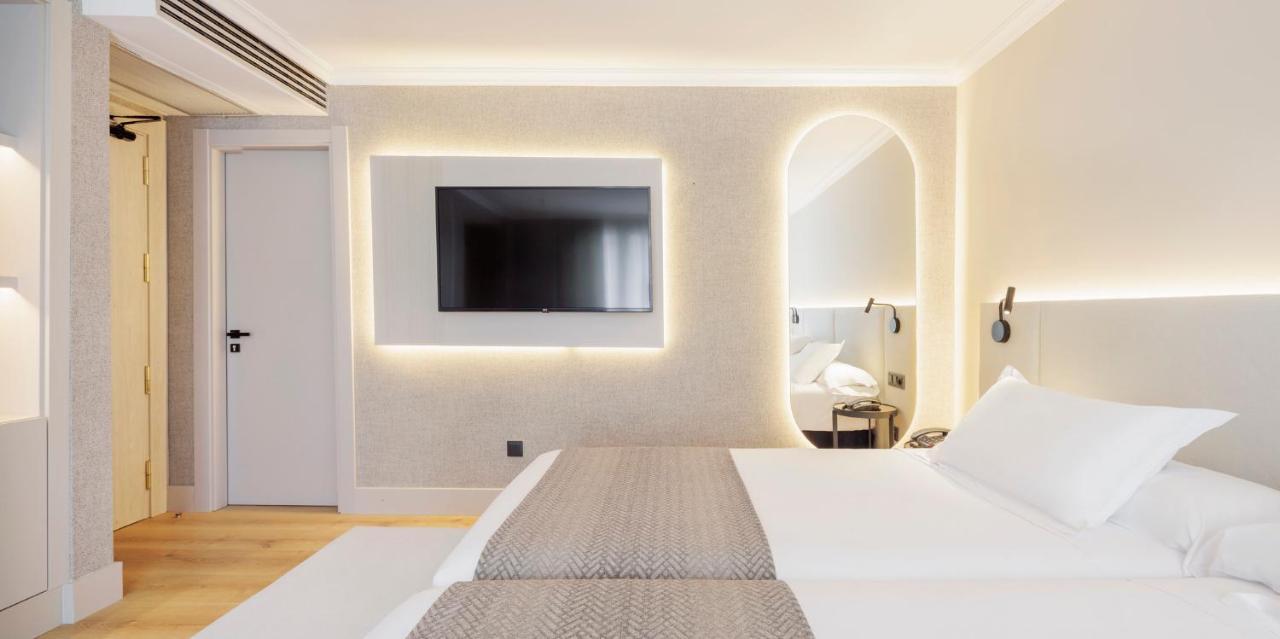 Triple Room (3 Adults)