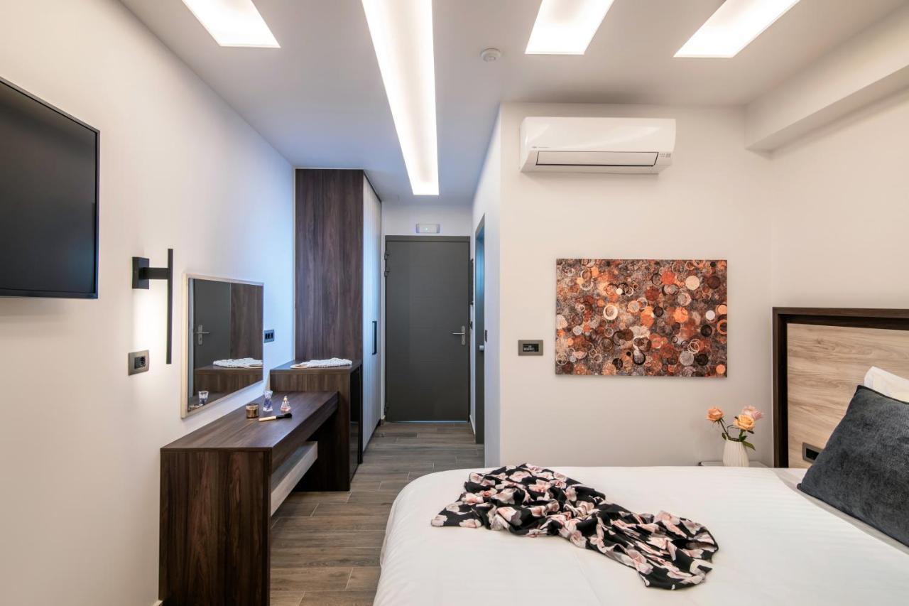 Superior Double Room,1234212563:JPEG