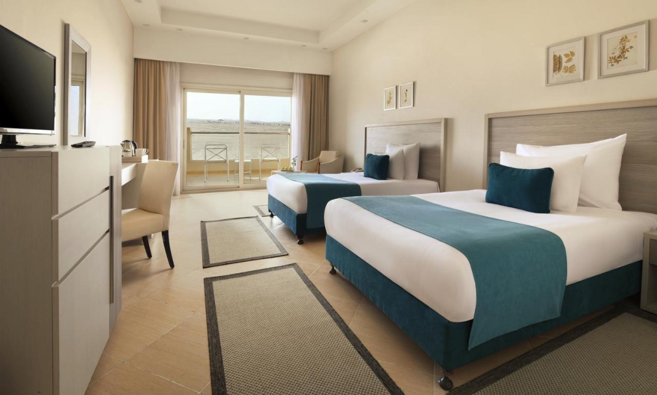 Deluxe Twin Bed Back View