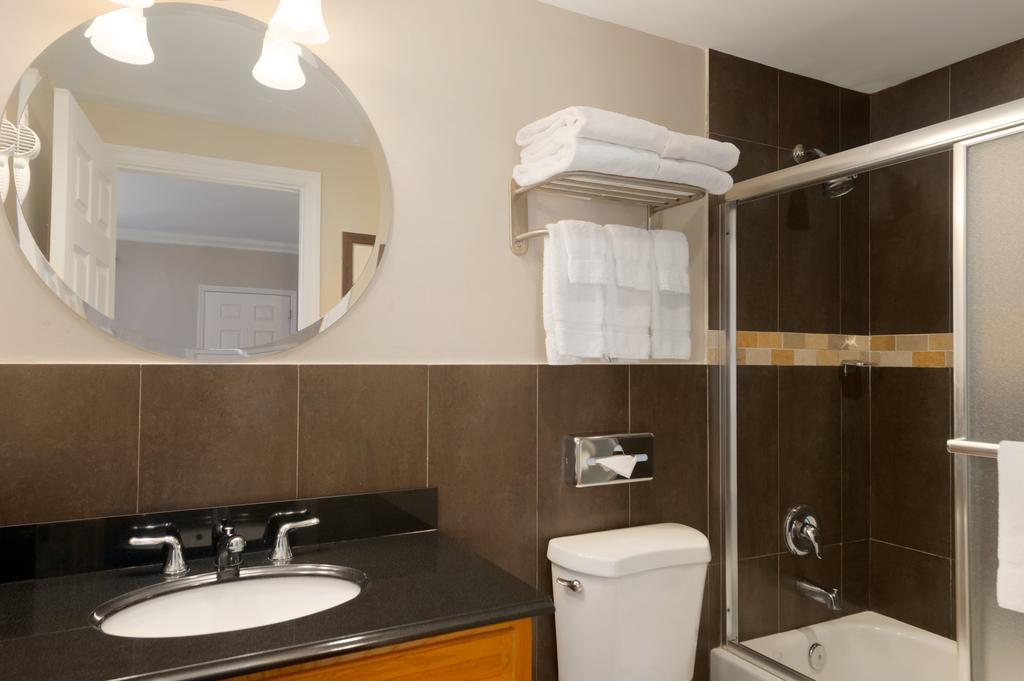 Quarto Duplo com 2 Camas de Casal - Não Fumador