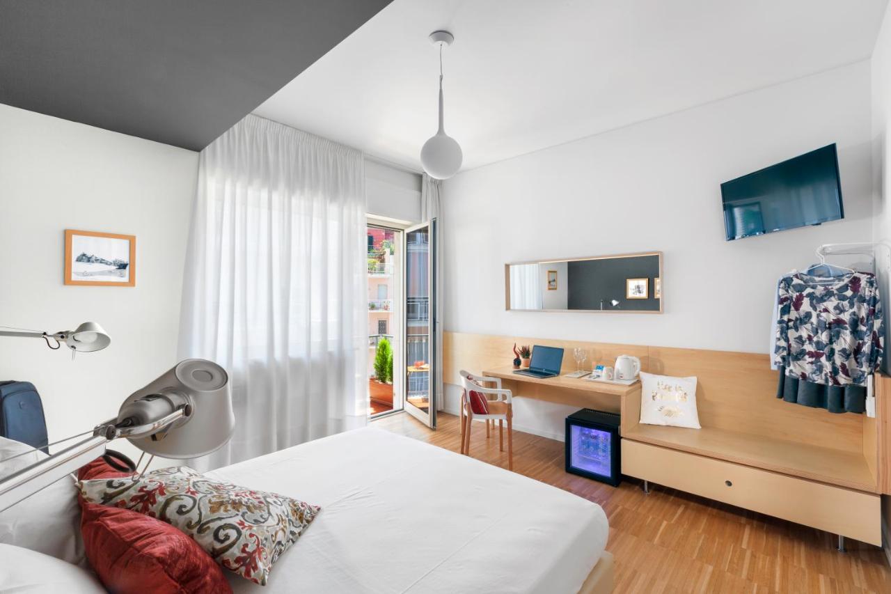 Double Room Private External Bathroom