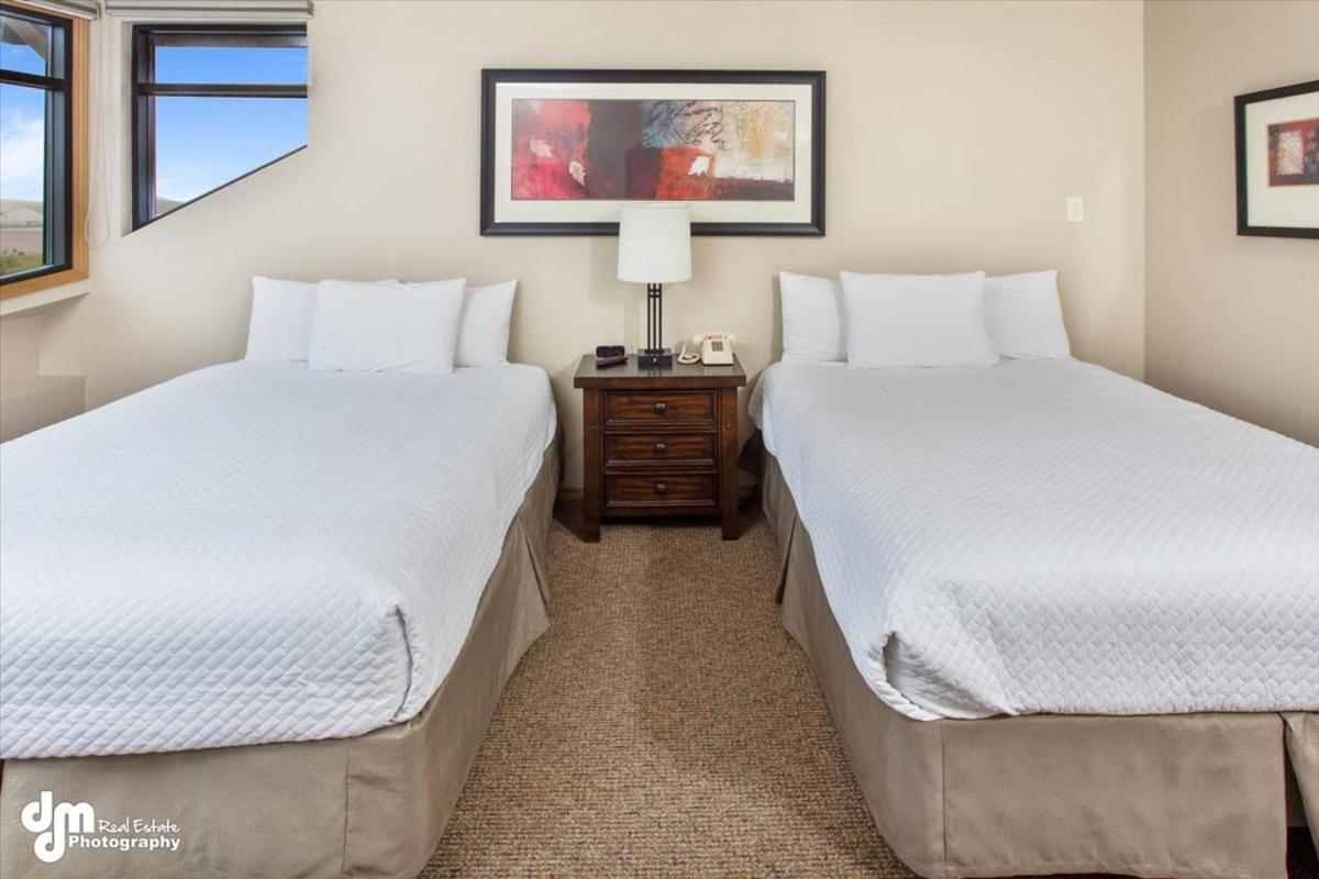 Queen Room Two Queen Beds