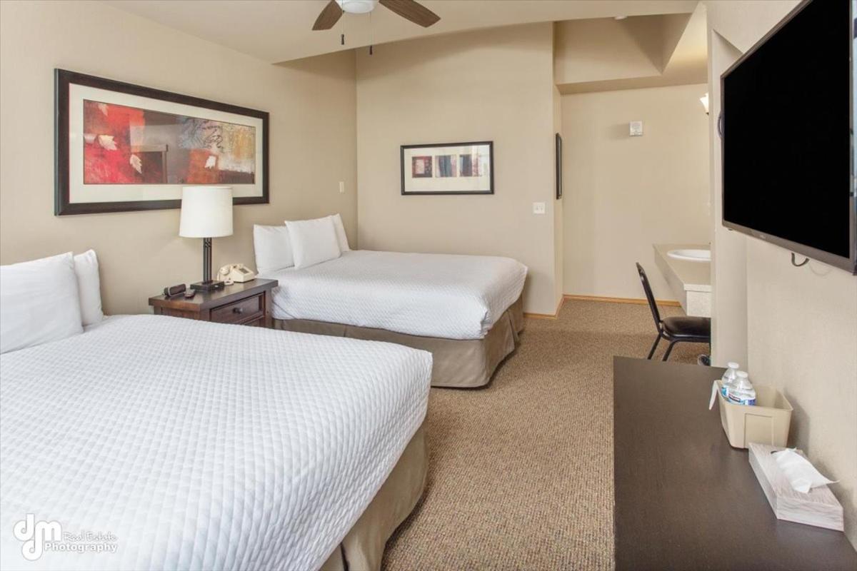 Queen Room Two Queen Beds