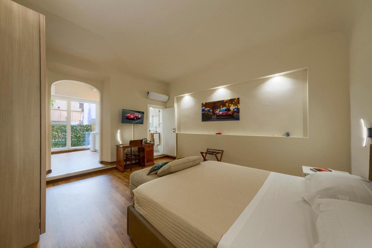 Deluxe King Suite