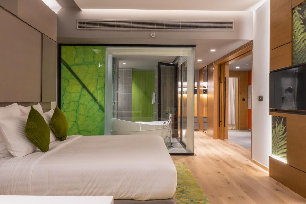 Premium Suite