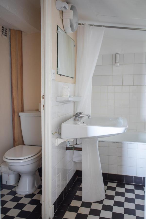 Double Room,1252411084:JPEG