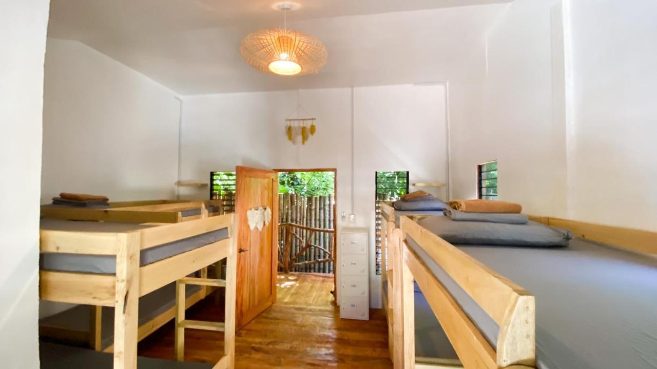 Bed in 8-Bed Mixed Dormitory Room