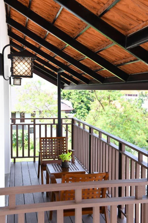 Lanna Signature Suite