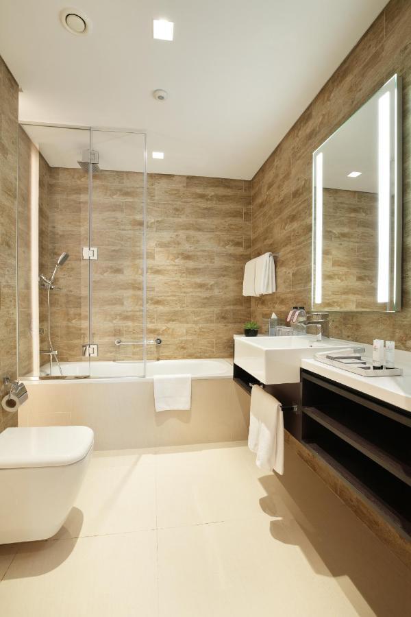 Superior One Bedroom Apartment