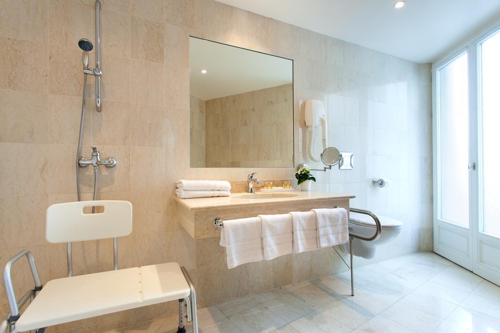 Superior Twin Room - Disability Access,1215145780:JPEG