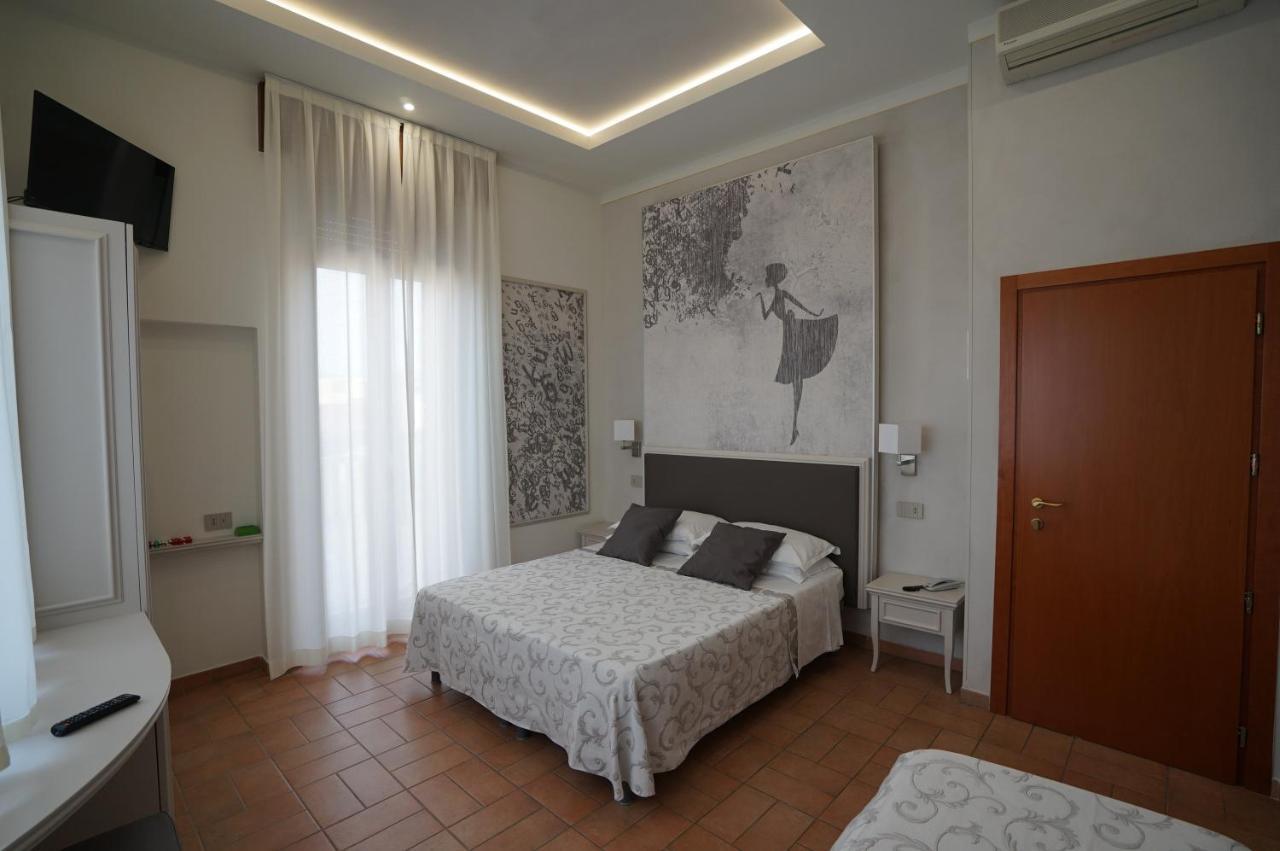 Triple Room,1393750316:JPEG