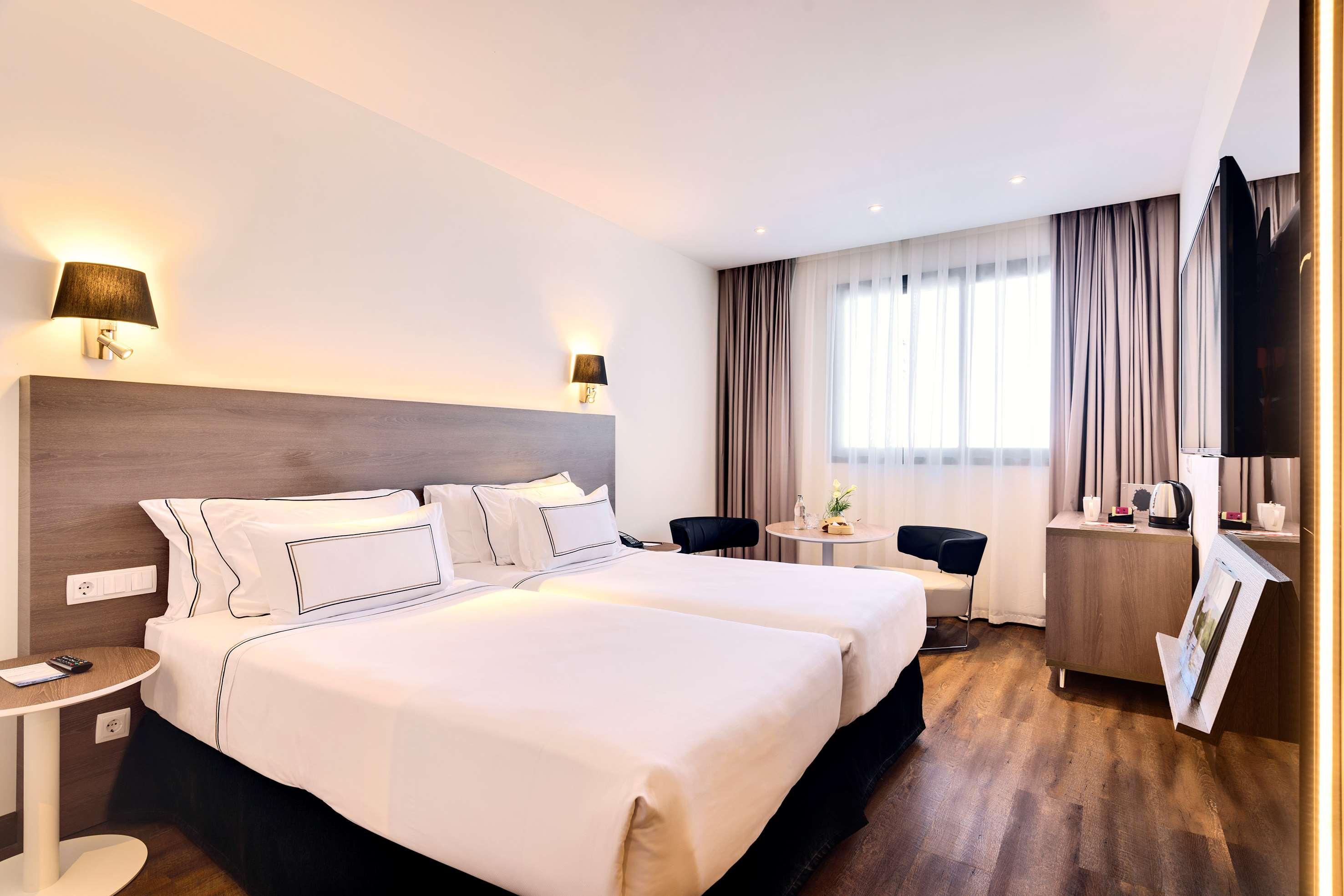 Supreme Double Room,1272582487:JPEG