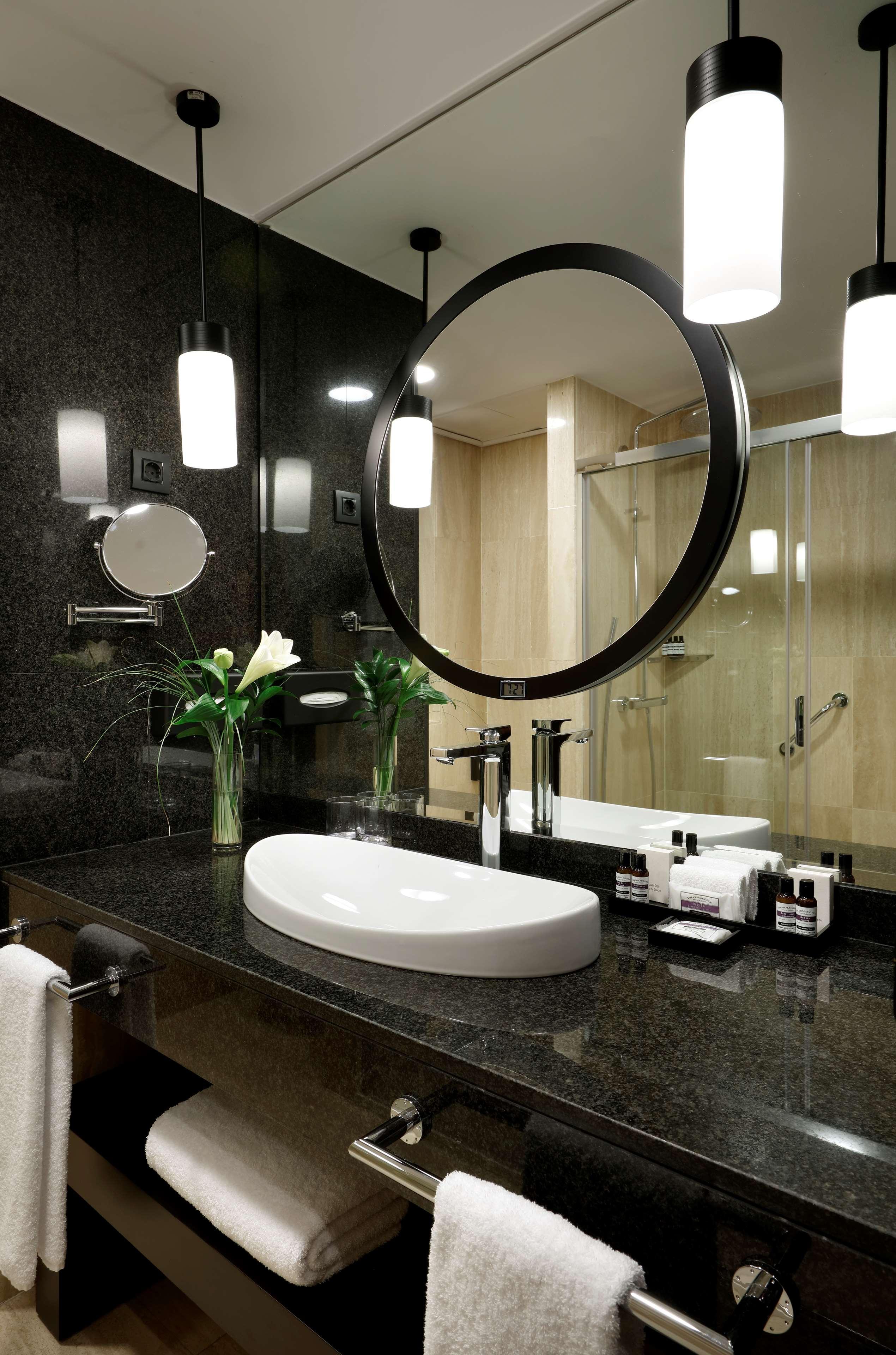 Quarto com 2 Camas de Solteiro