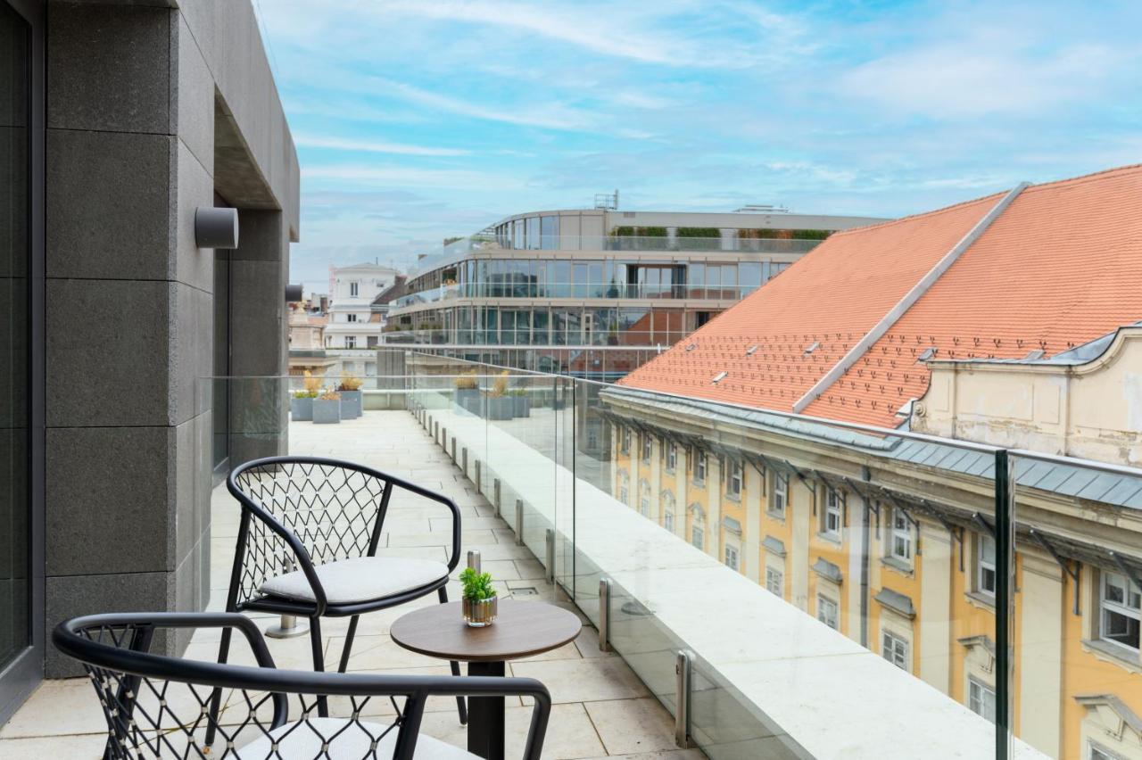 Superior Balcony