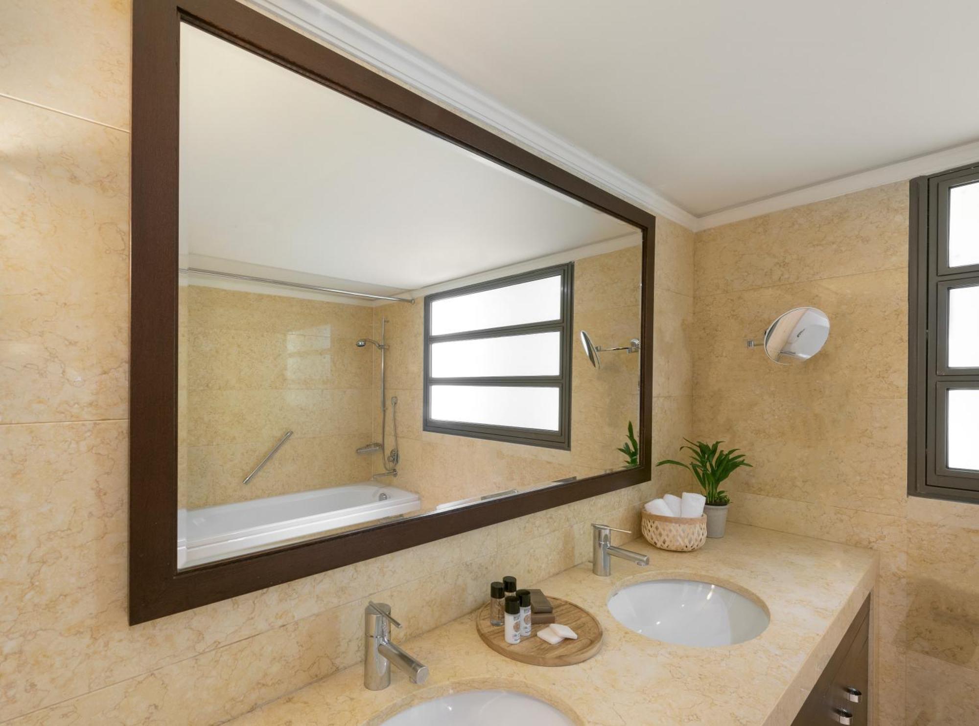 Suite Familiare con Vista Mare