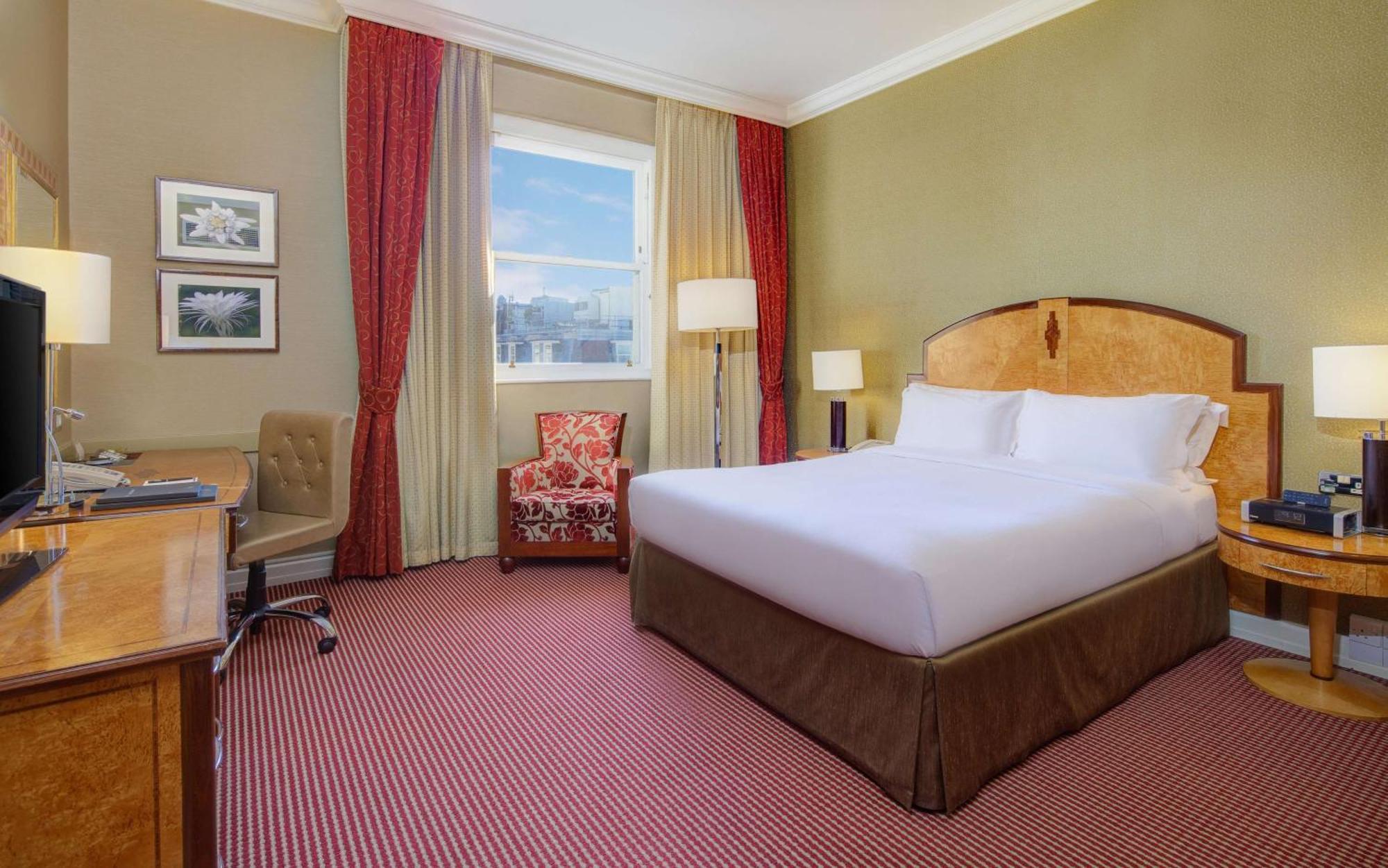Double Room,1537794067:JPEG