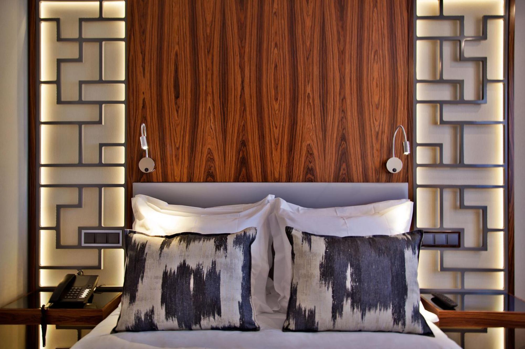 Double Room,1559597260:JPEG